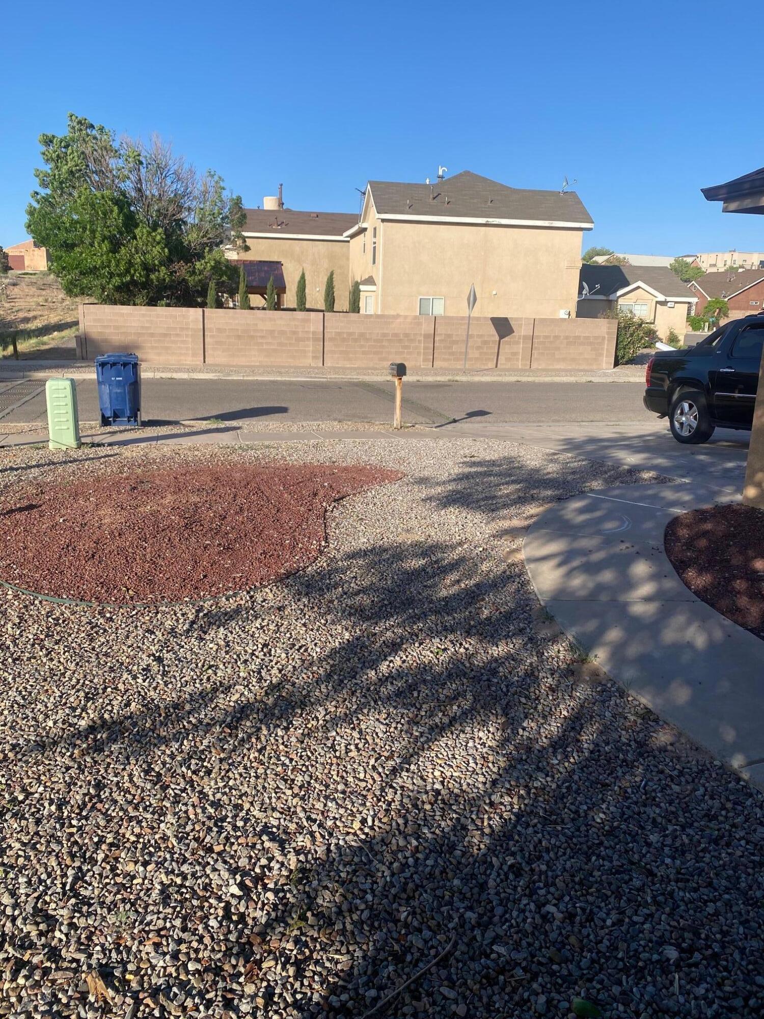 1031 Avenida Las Vistas NW