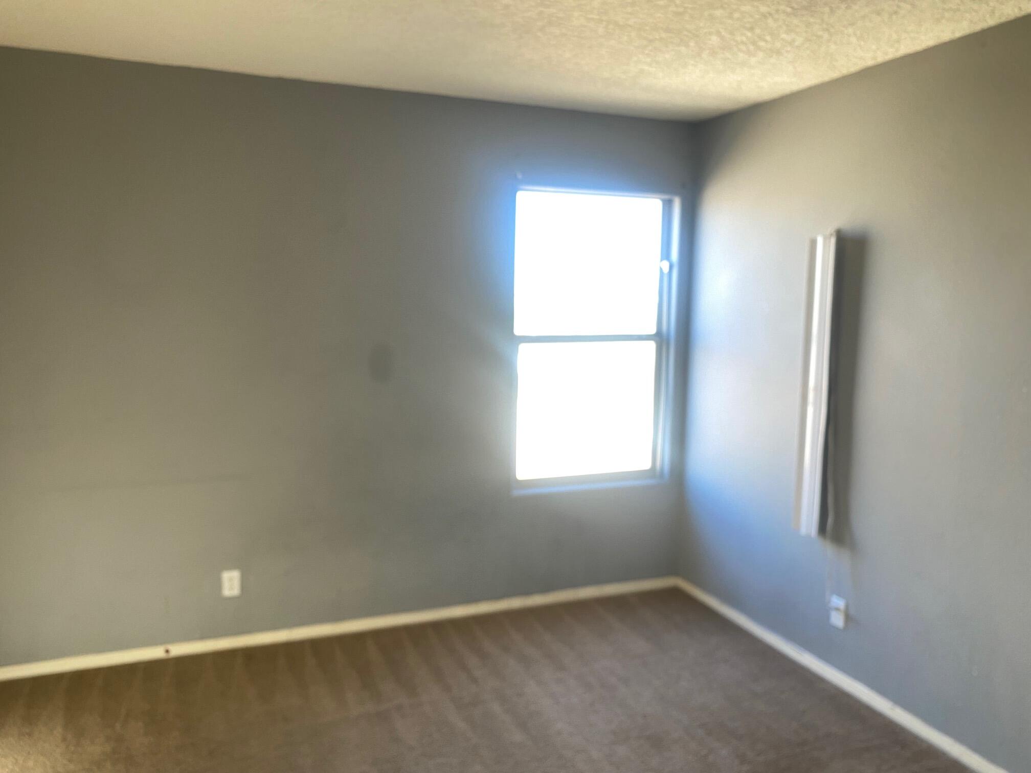 1031 Avenida Las Vistas NW
