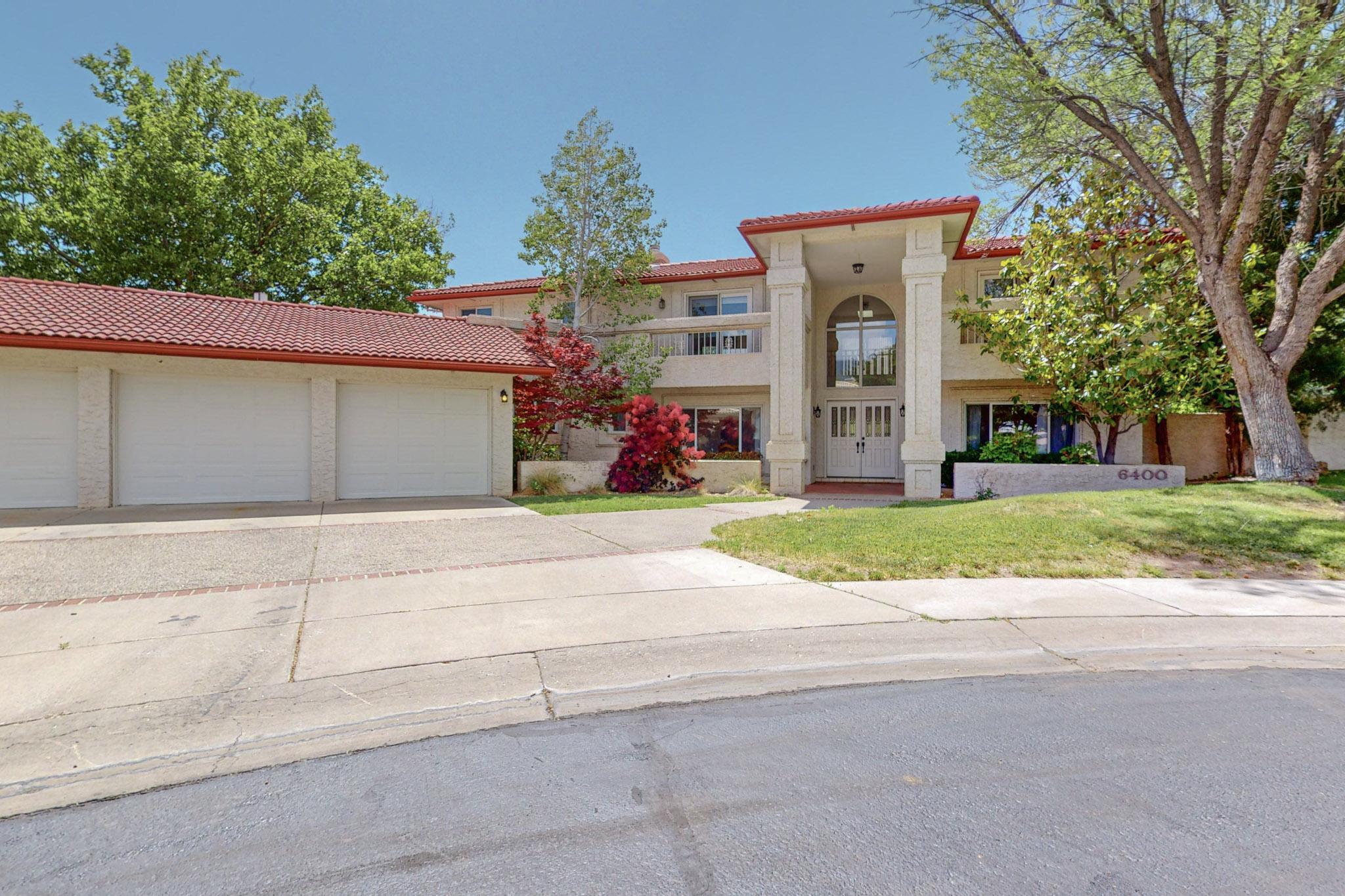 6400 Oak Hill NE