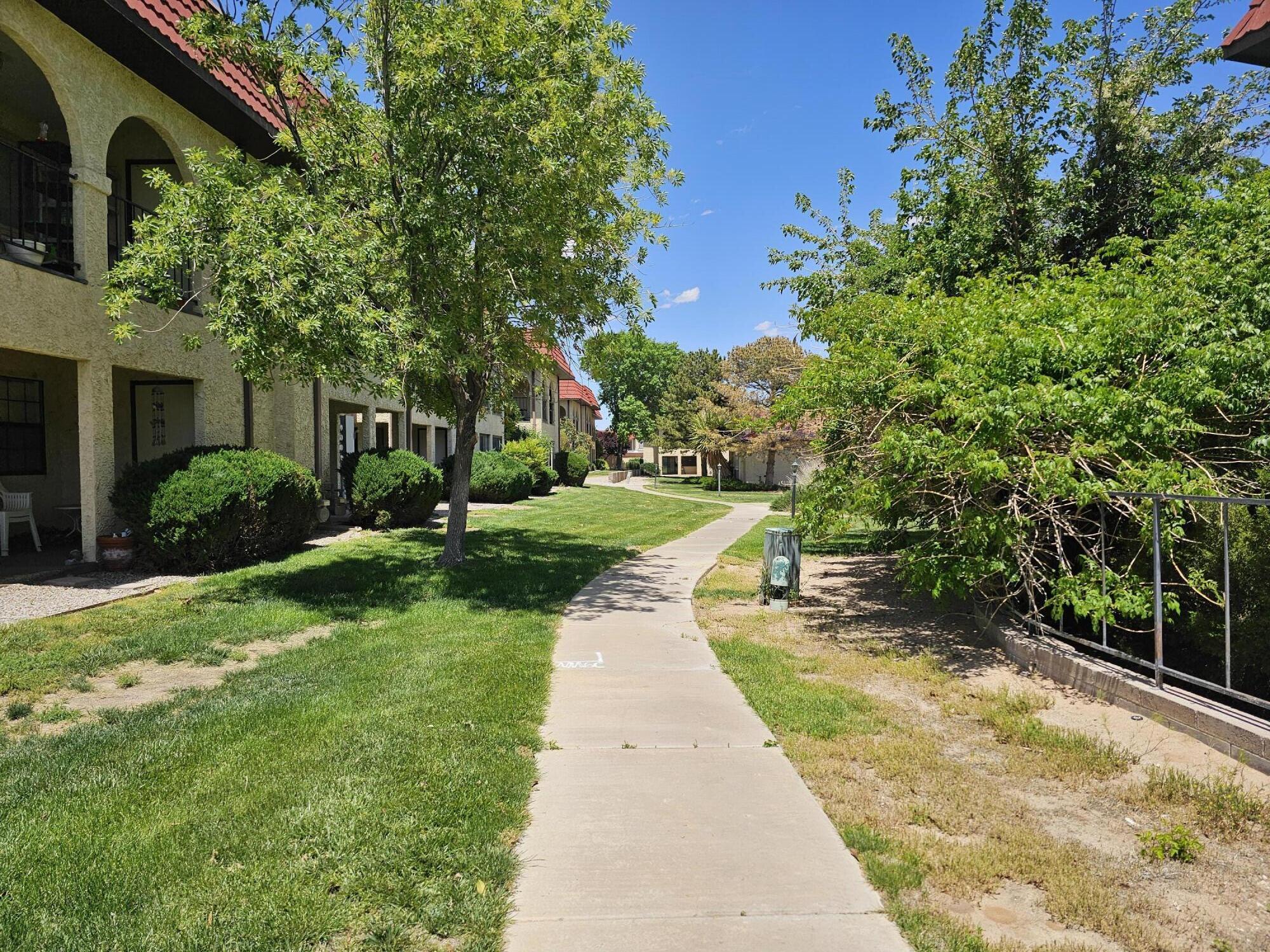805 Country Club Drive SE 2g