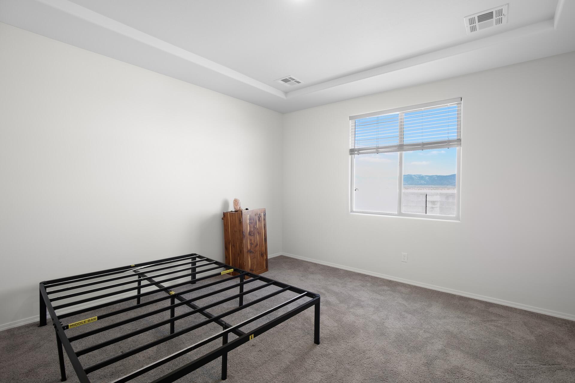 8 Enebro Place