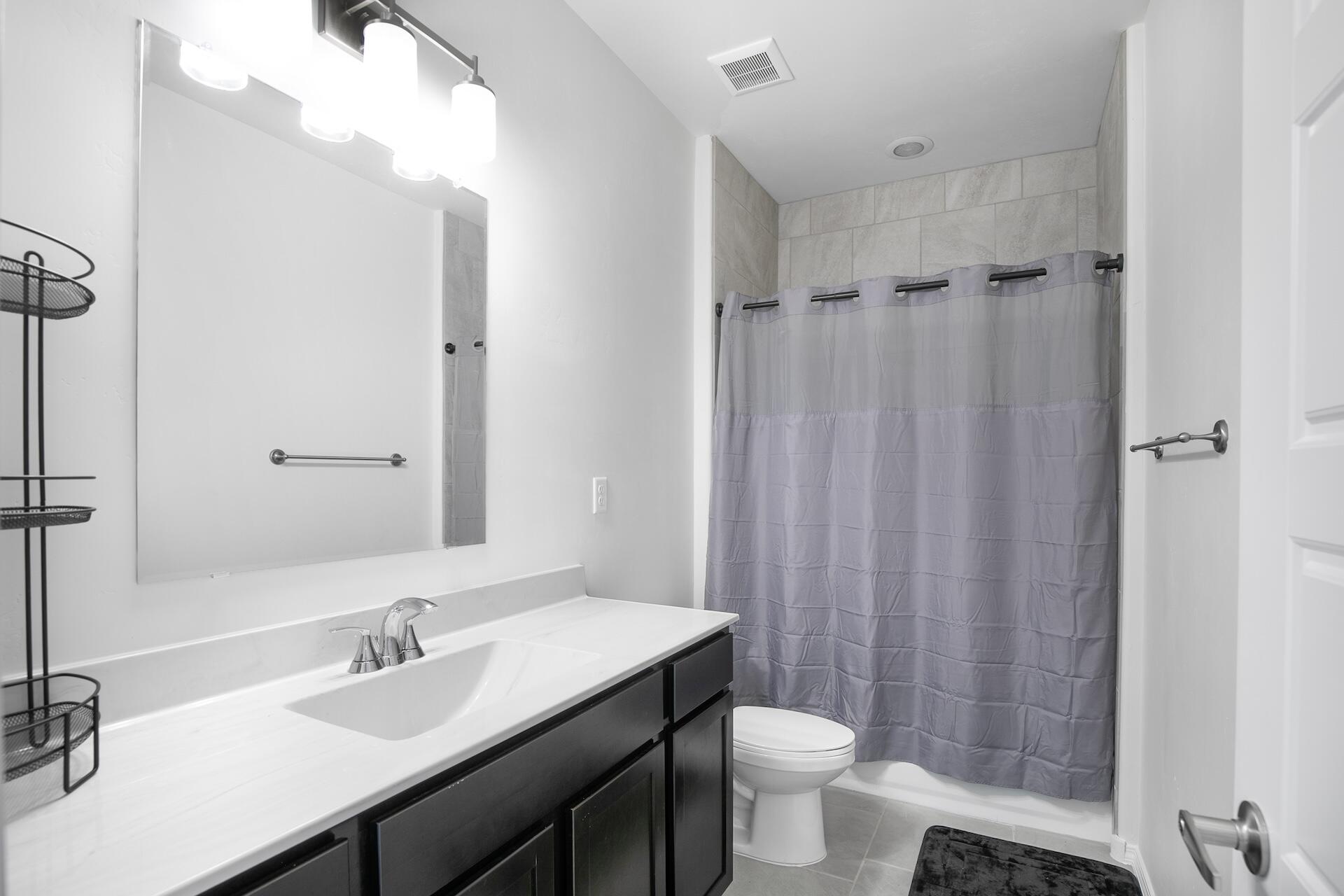8 Enebro Place
