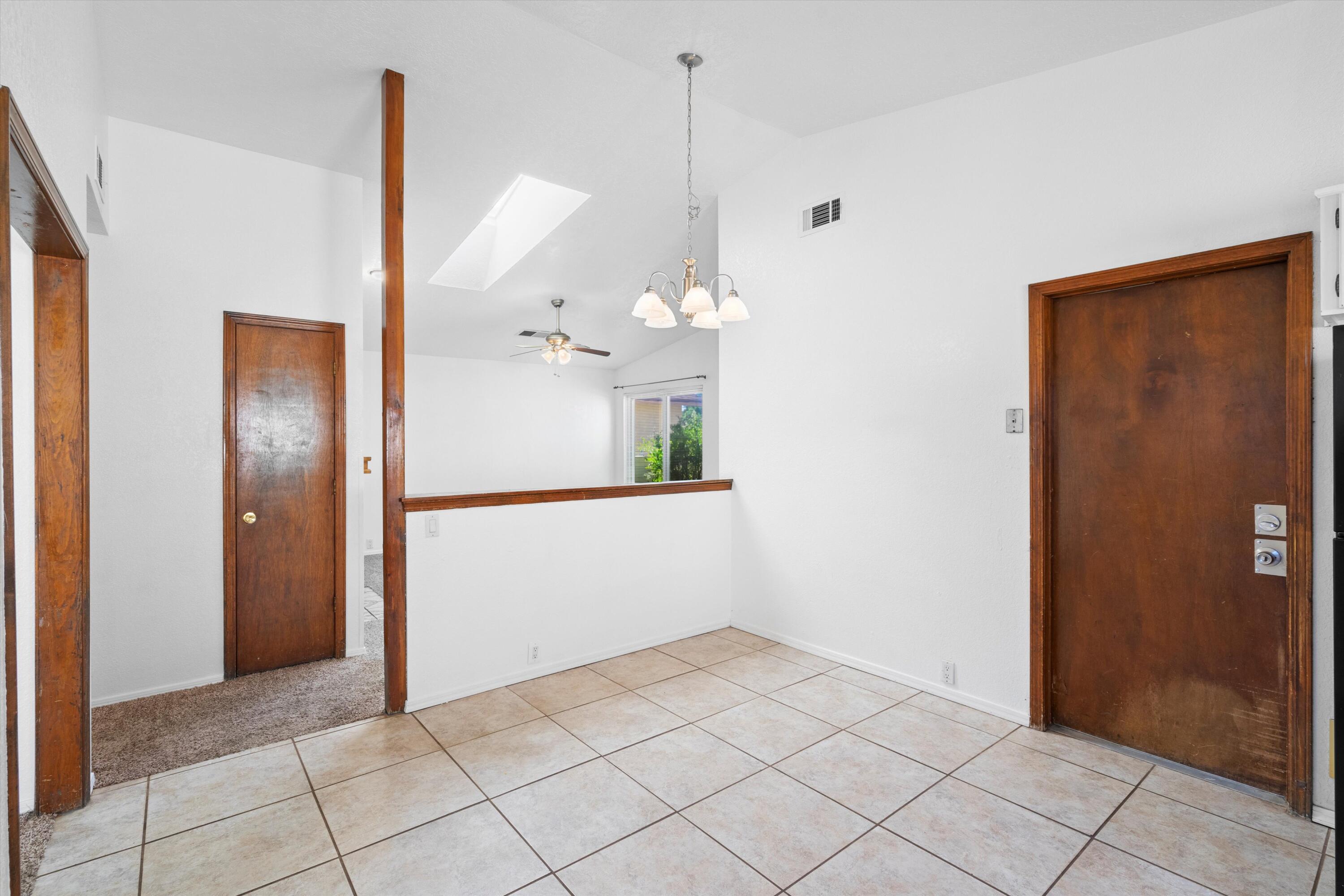 10521 Griffith Park Drive NE