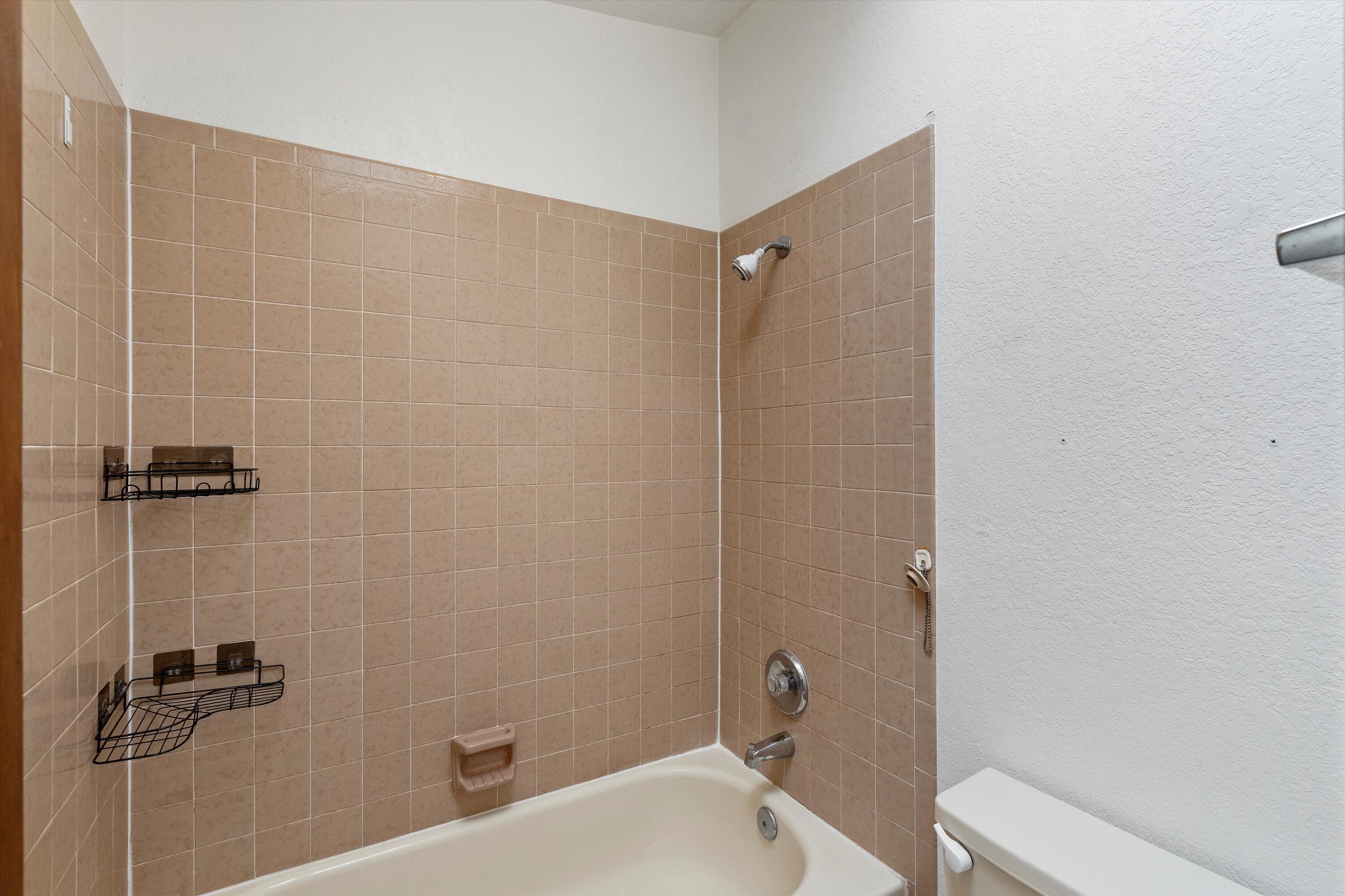 10521 Griffith Park Drive NE