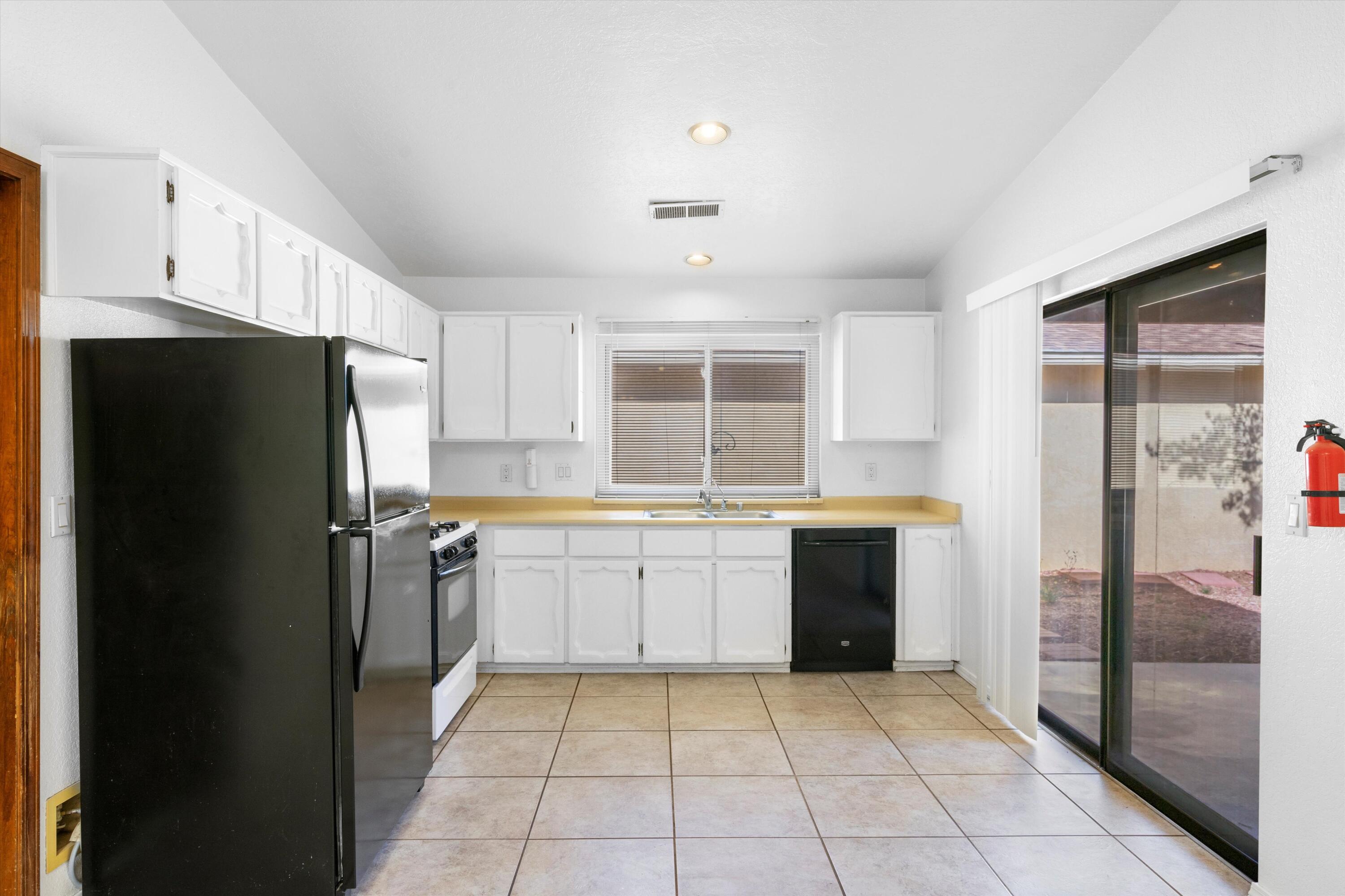 10521 Griffith Park Drive NE