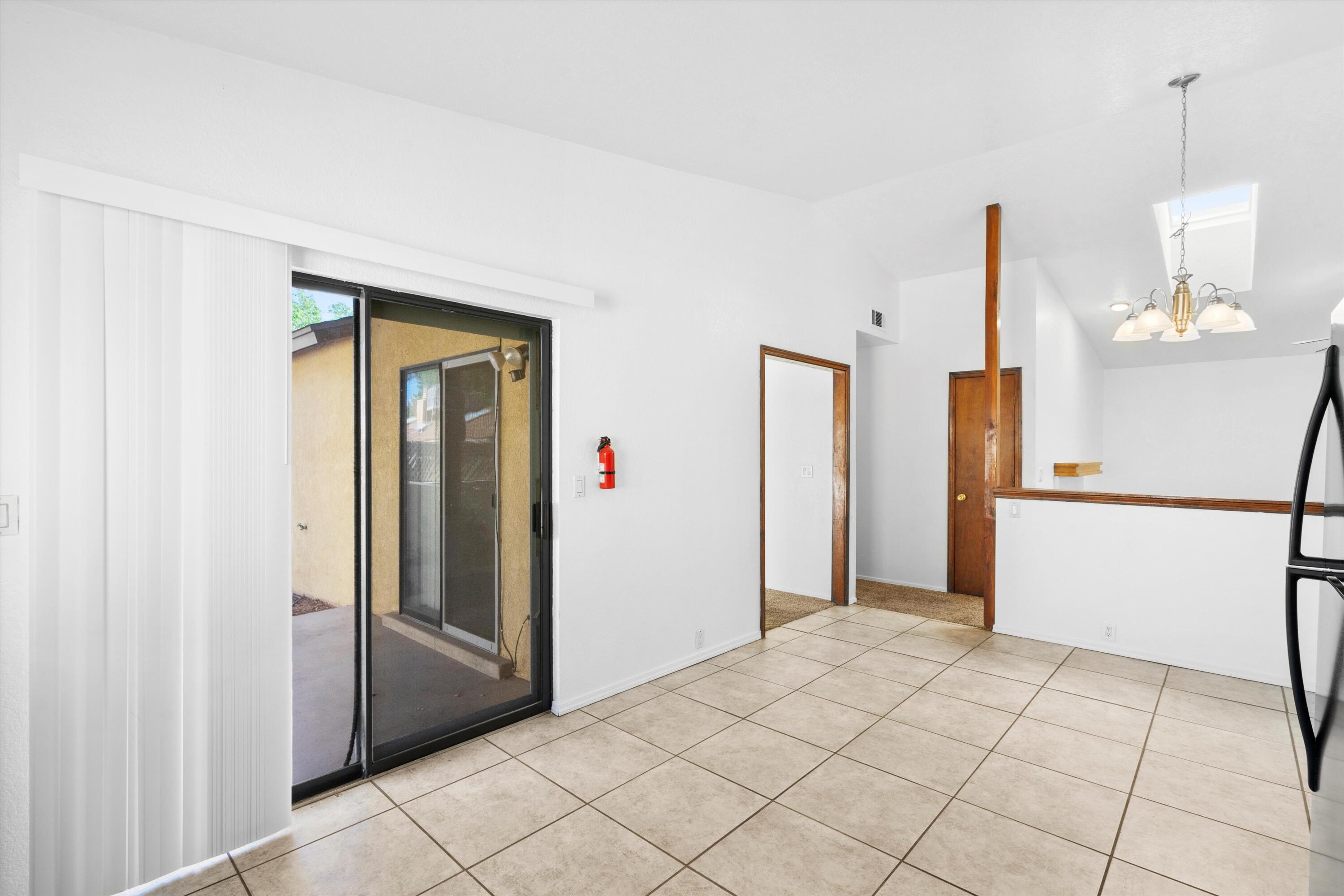 10521 Griffith Park Drive NE