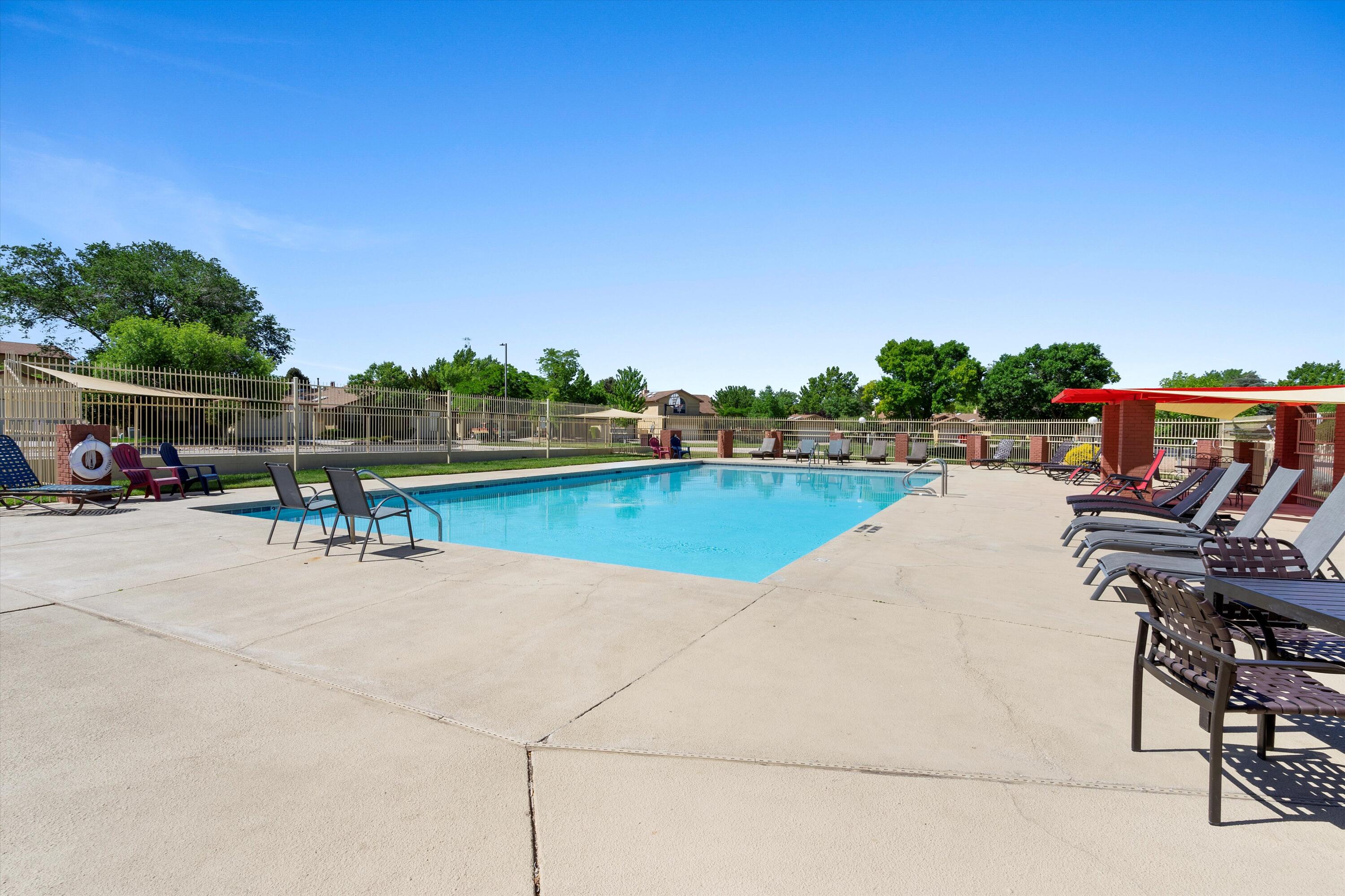 10521 Griffith Park Drive NE