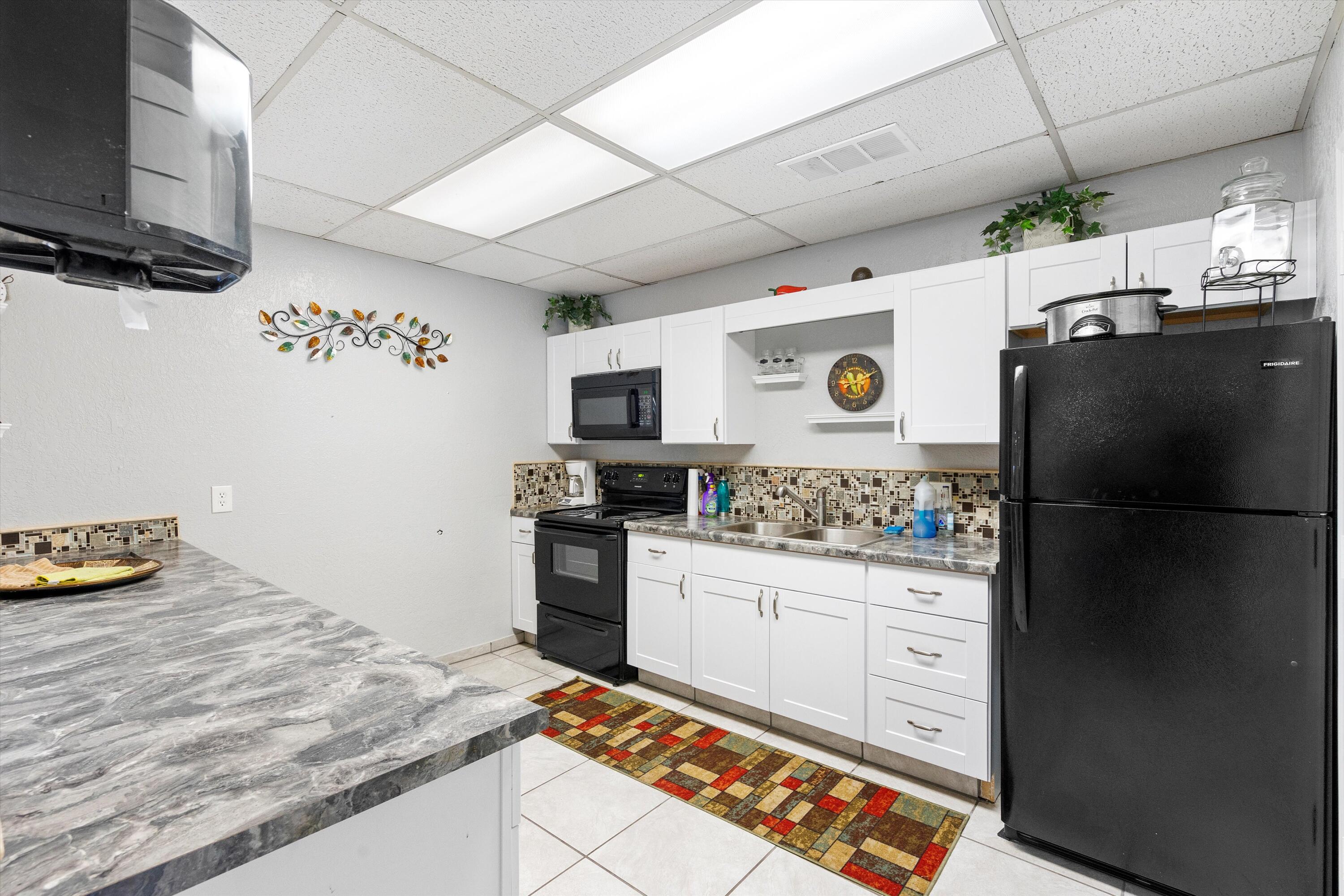 10521 Griffith Park Drive NE