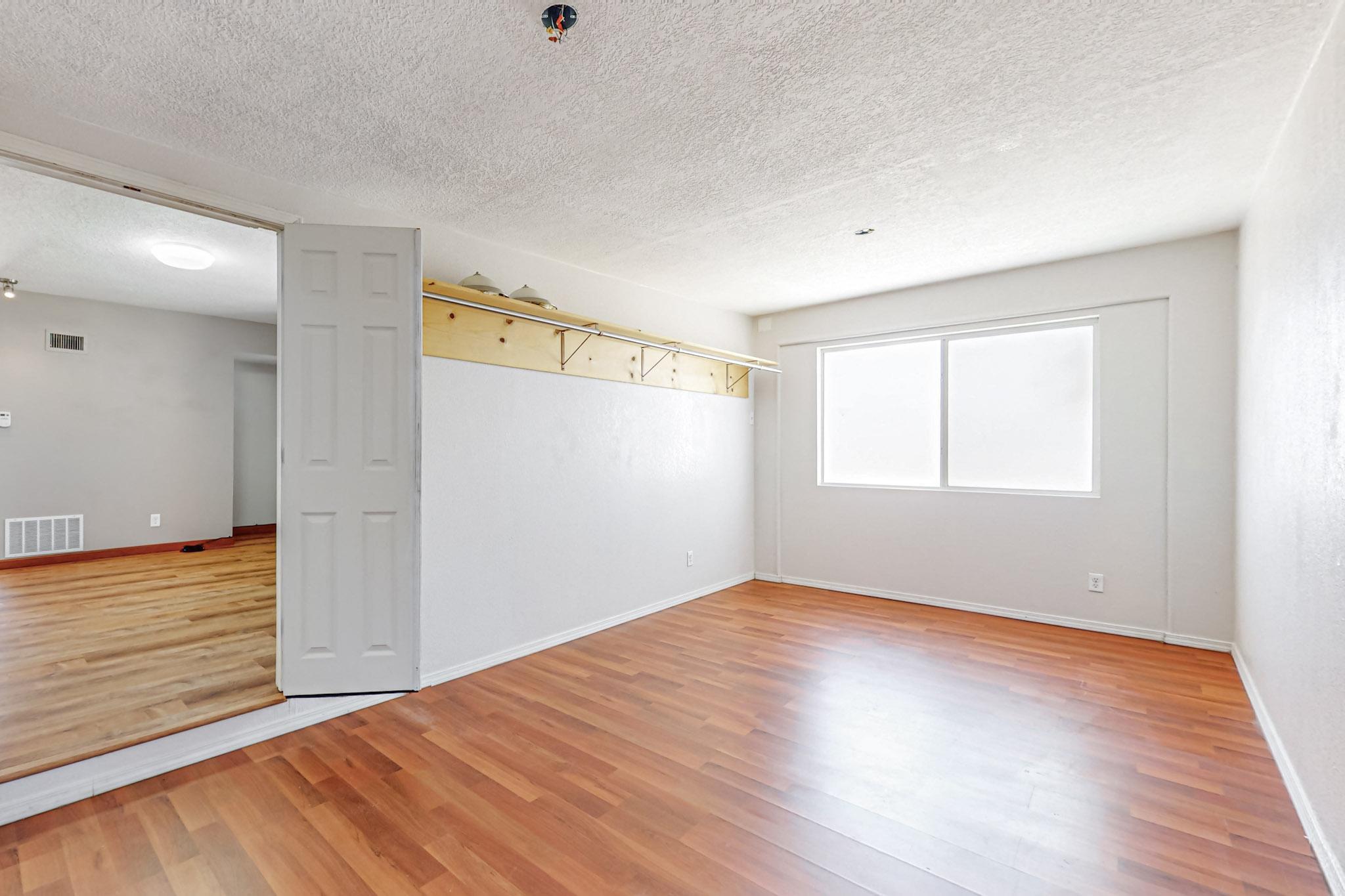 833 Palo Duro Avenue NW