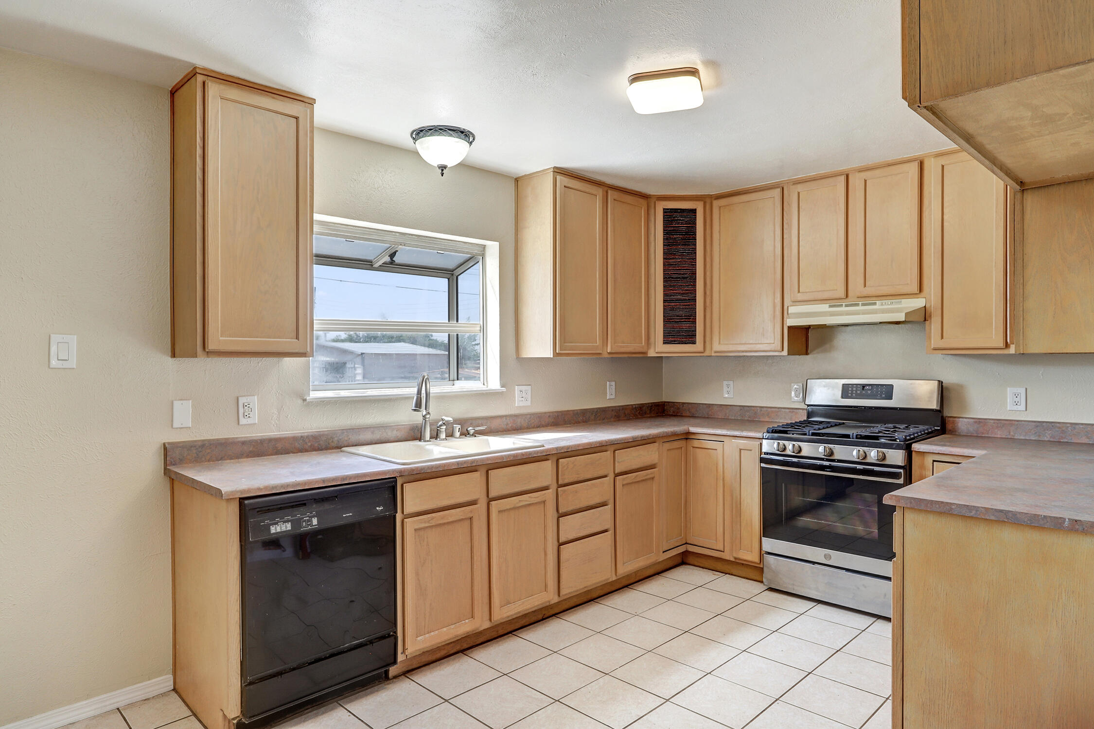 2500 Britt Street NE