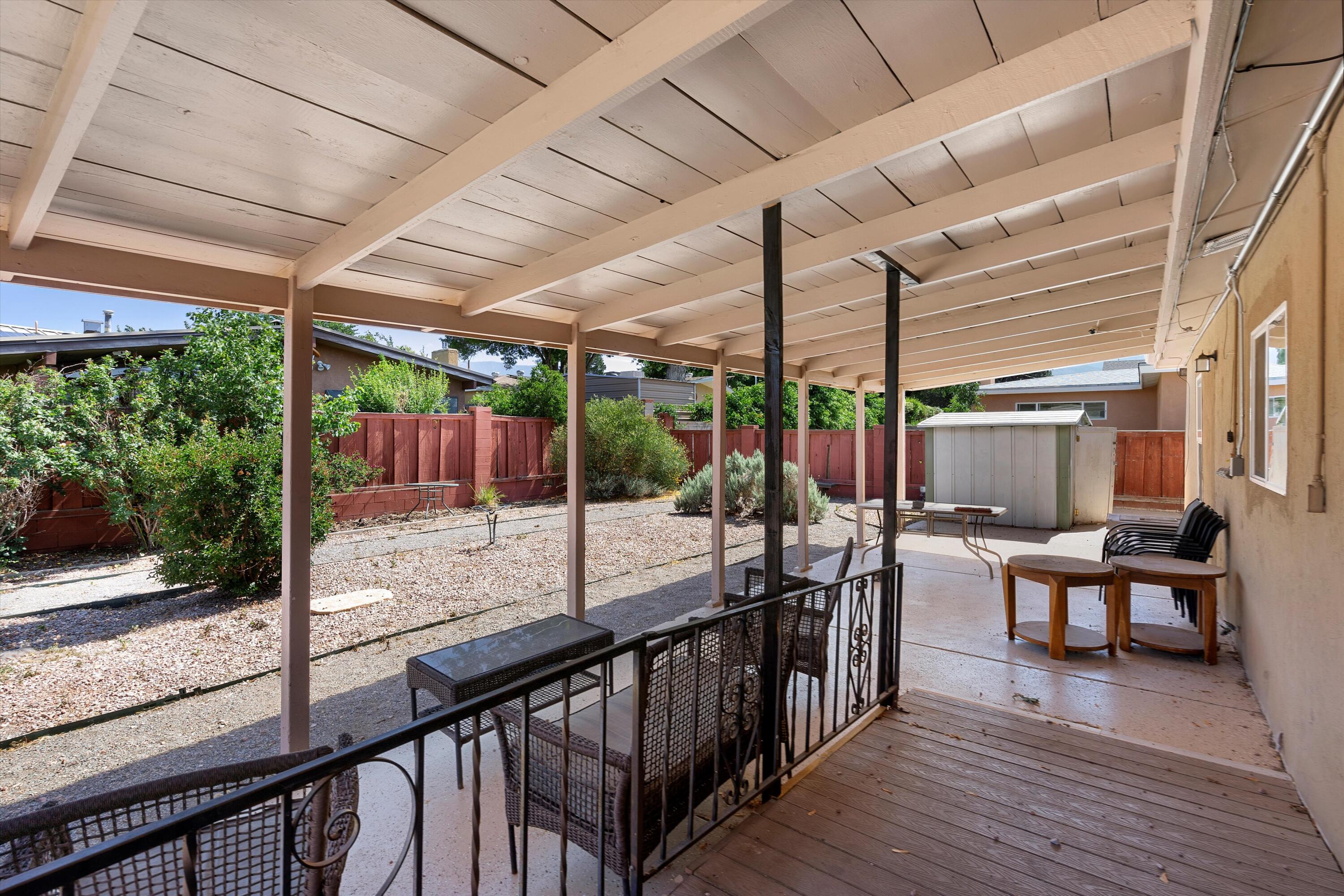 9909 Robin Avenue NE