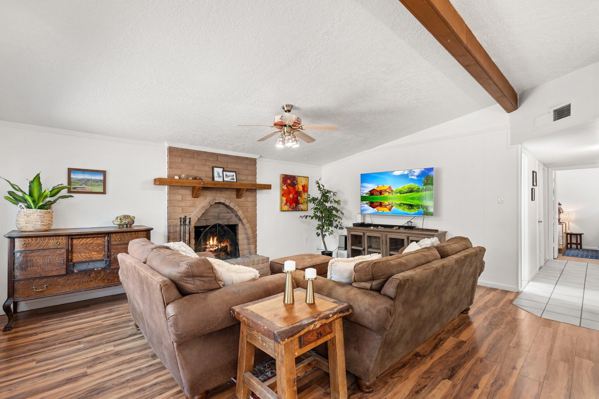 1828 Sandler Court NE