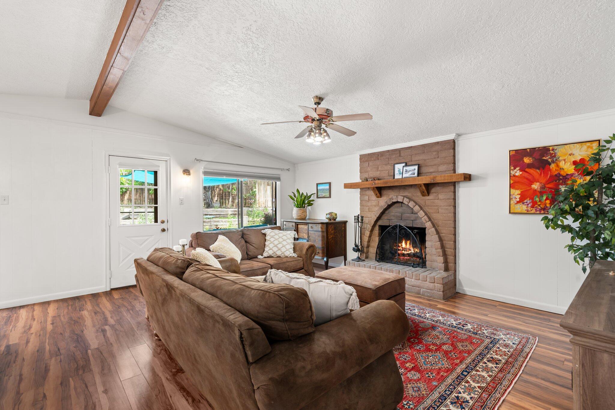 1828 Sandler Court NE