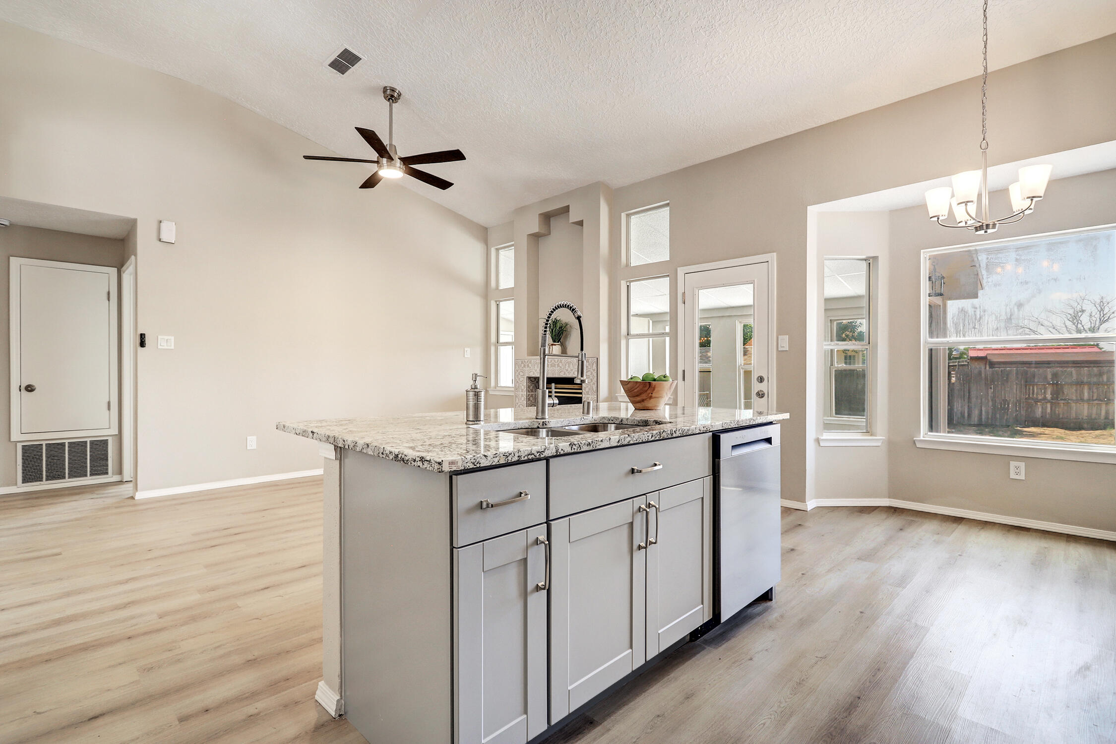 2 Pinon Avenue