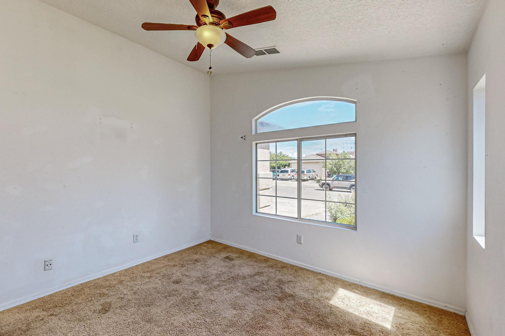 6236 Vaughn Drive NE