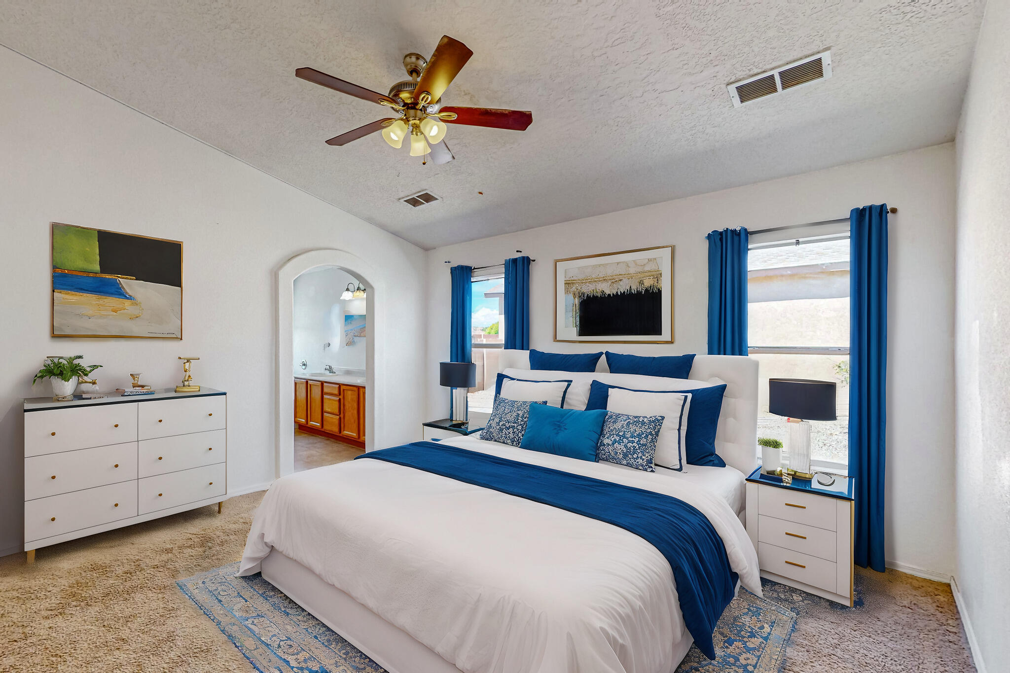 6236 Vaughn Drive NE