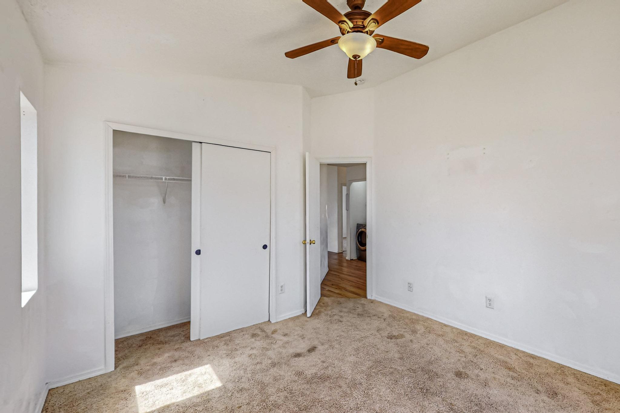 6236 Vaughn Drive NE