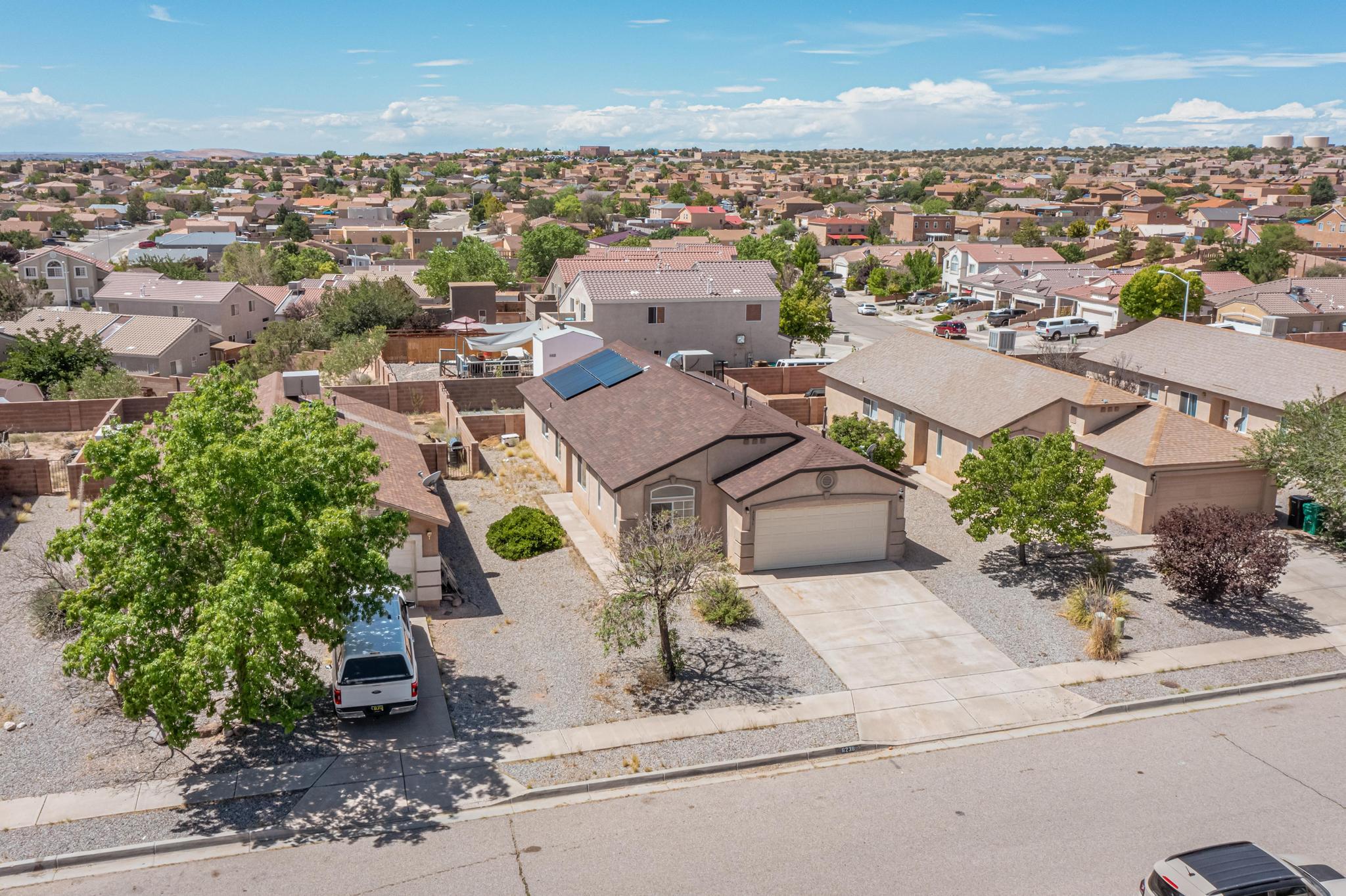 6236 Vaughn Drive NE