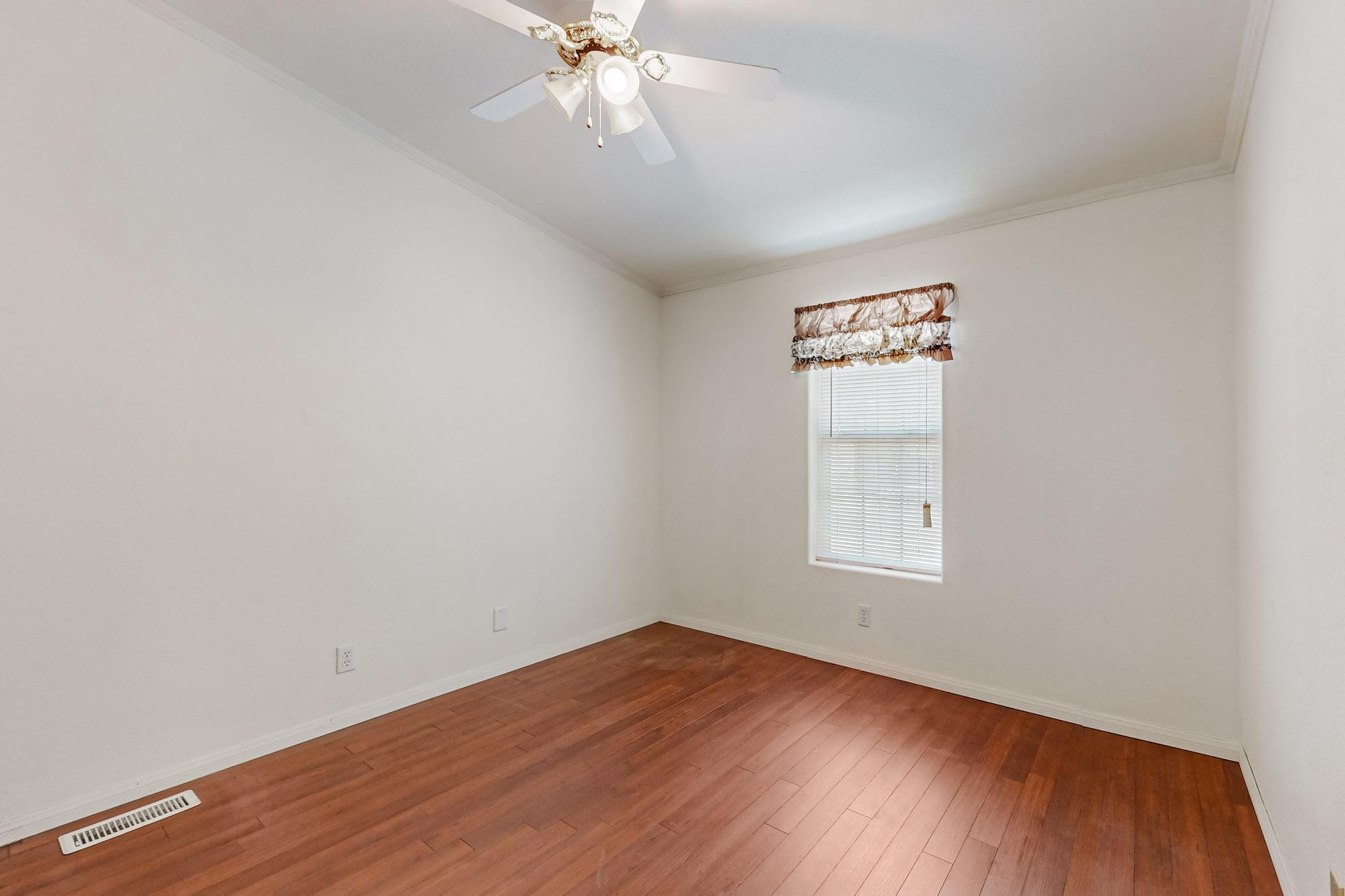 216 Thaxton Avenue SE