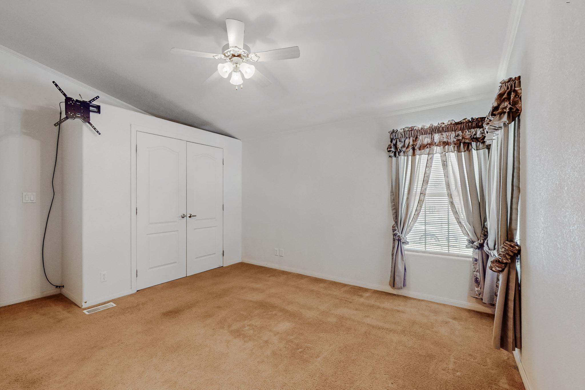 216 Thaxton Avenue SE