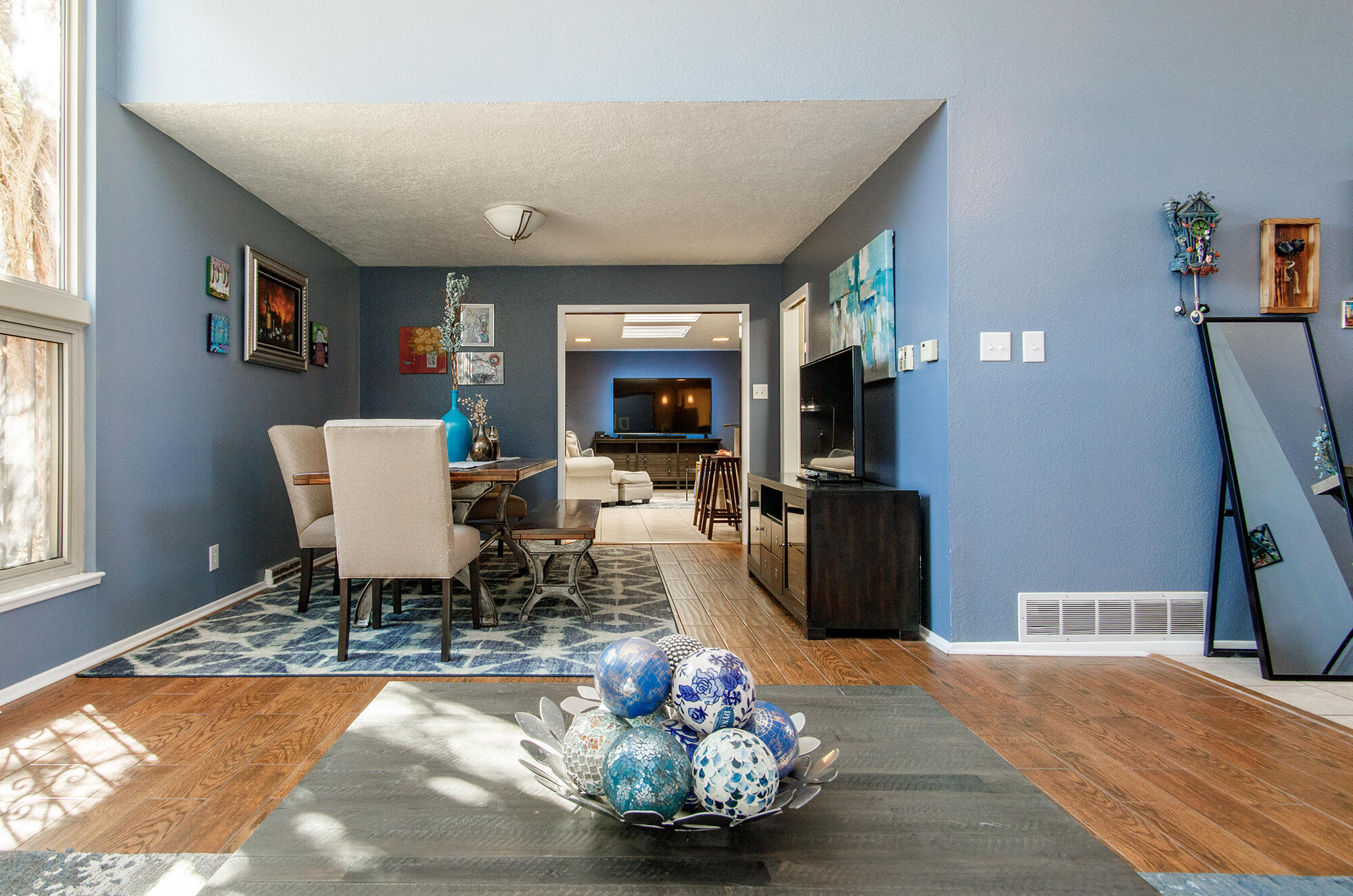7304 Vista Del Arroyo Avenue NE