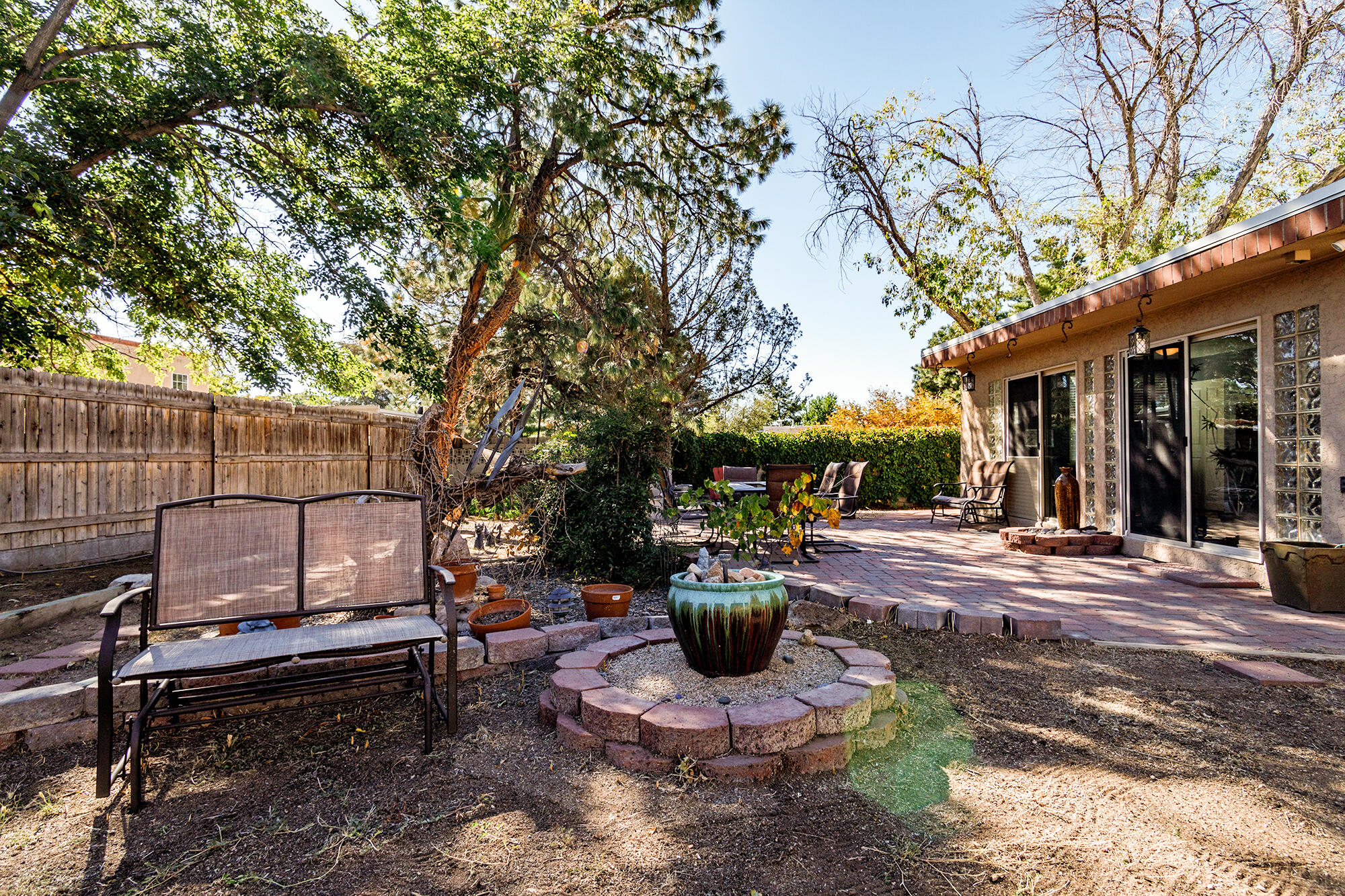 7304 Vista Del Arroyo Avenue NE