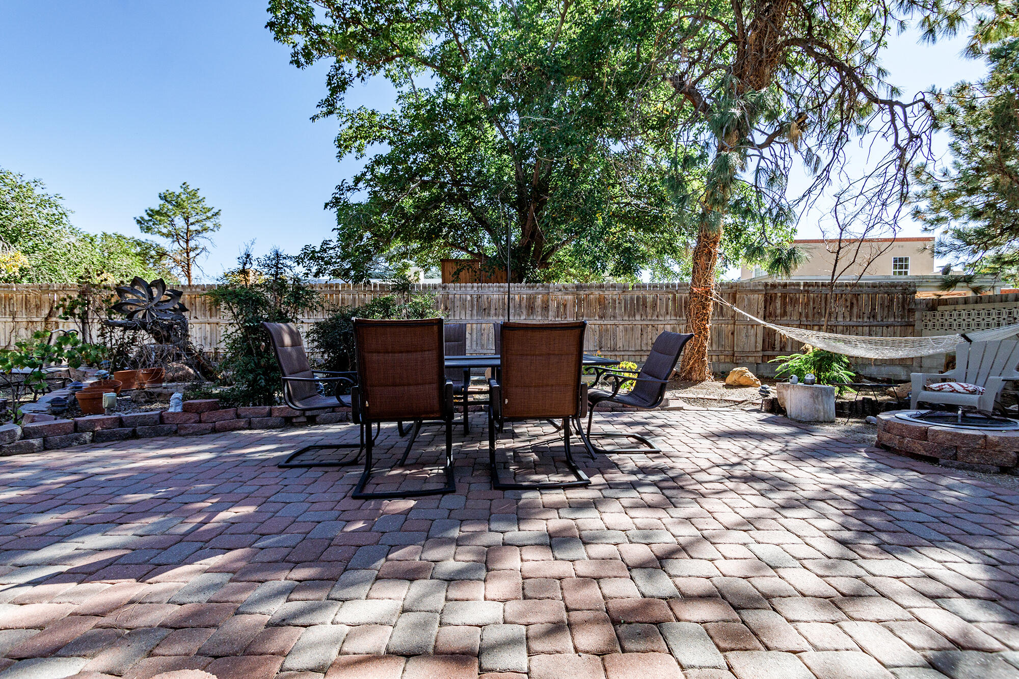7304 Vista Del Arroyo Avenue NE