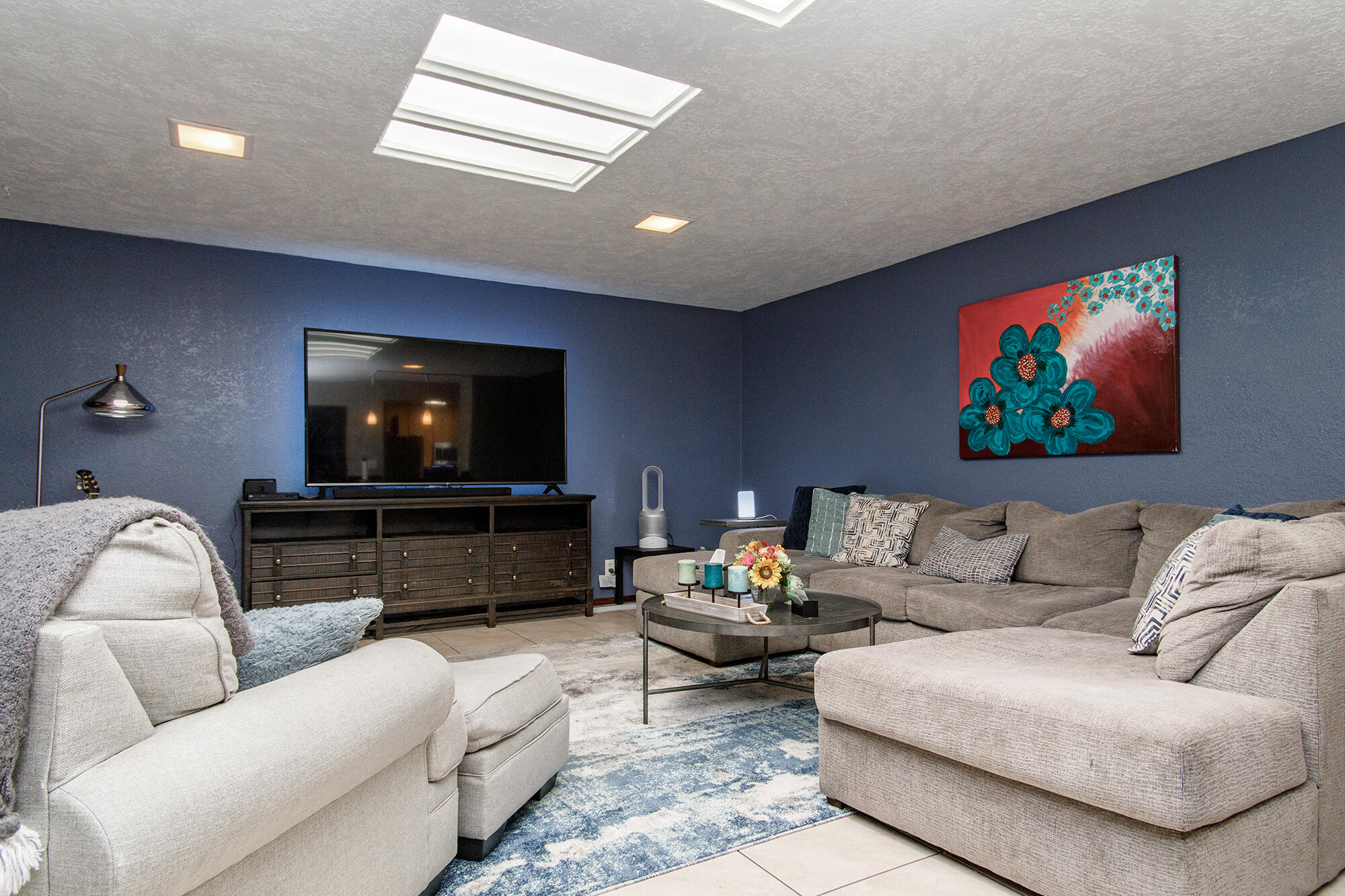 7304 Vista Del Arroyo Avenue NE