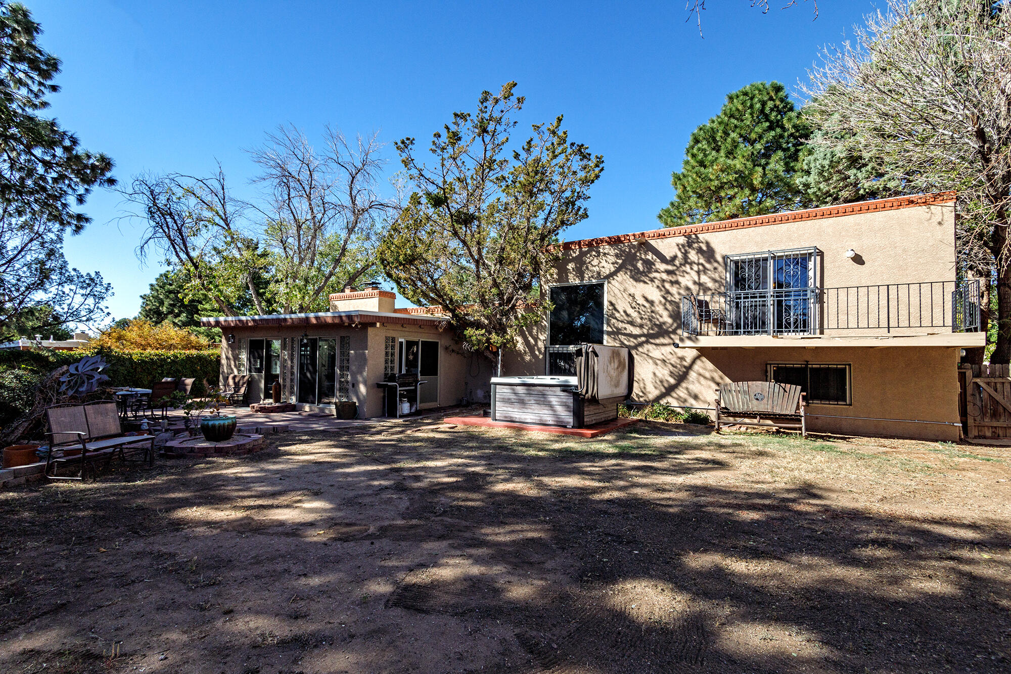 7304 Vista Del Arroyo Avenue NE