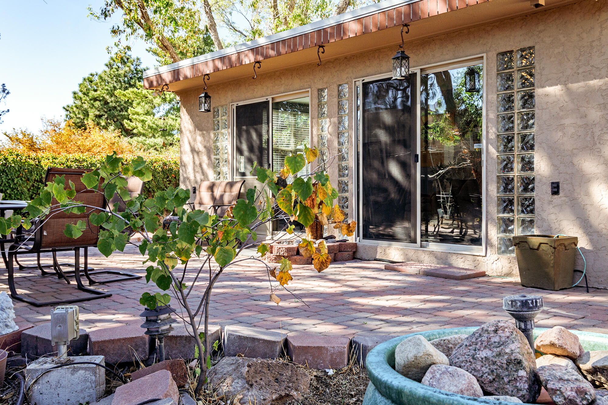 7304 Vista Del Arroyo Avenue NE