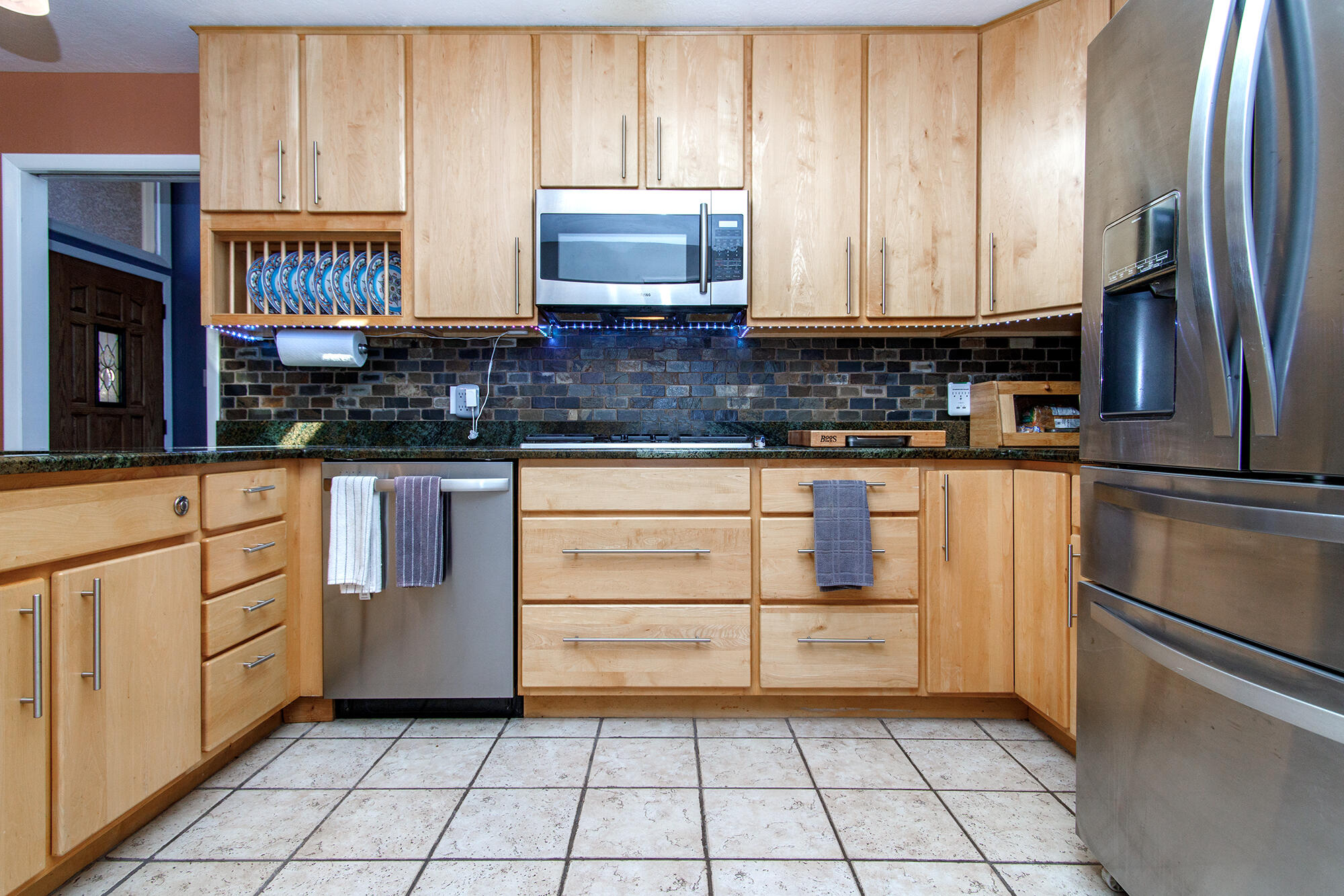 7304 Vista Del Arroyo Avenue NE