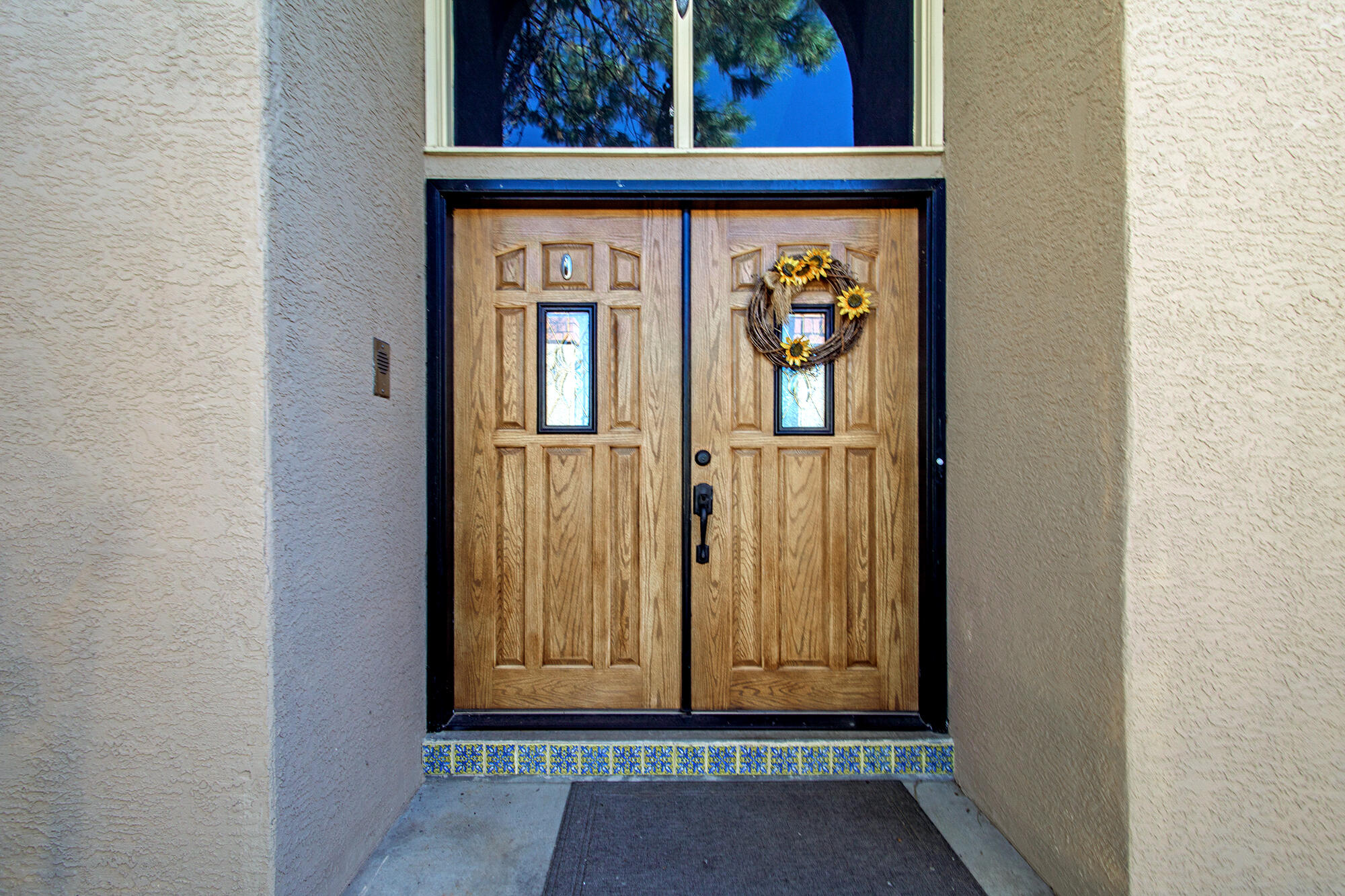 7304 Vista Del Arroyo Avenue NE