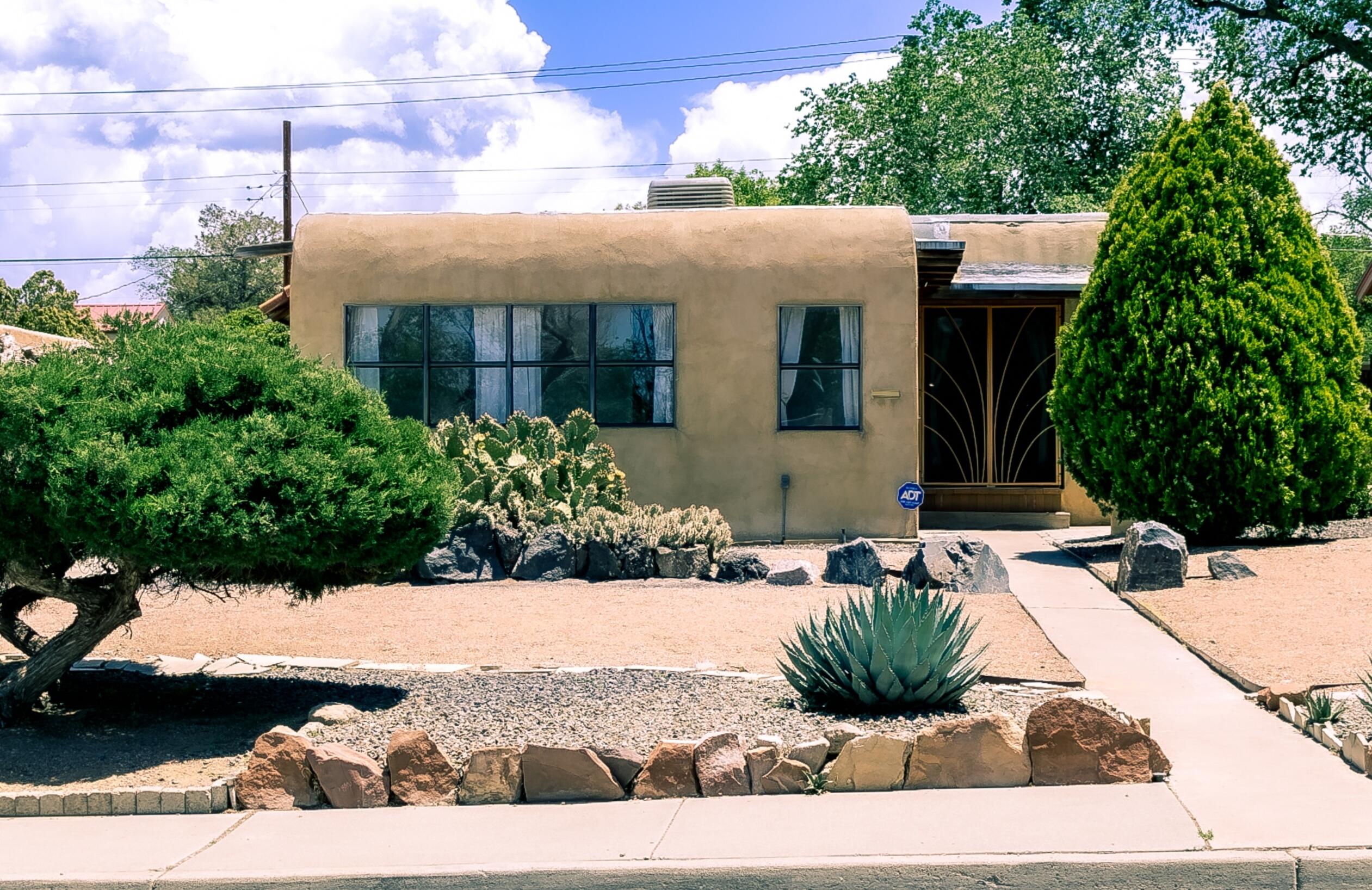 306 Tulane Drive SE