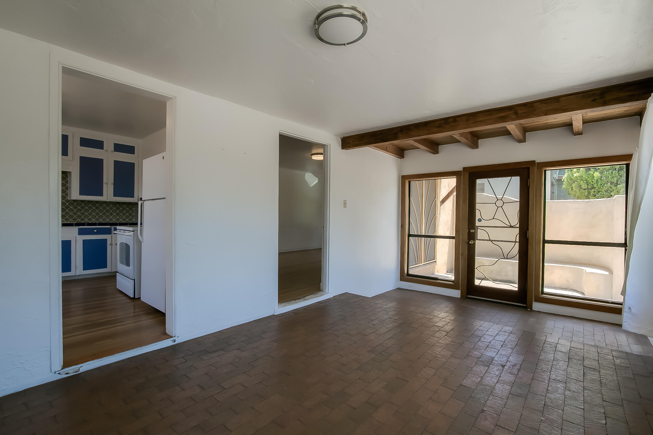 306 Tulane Drive SE