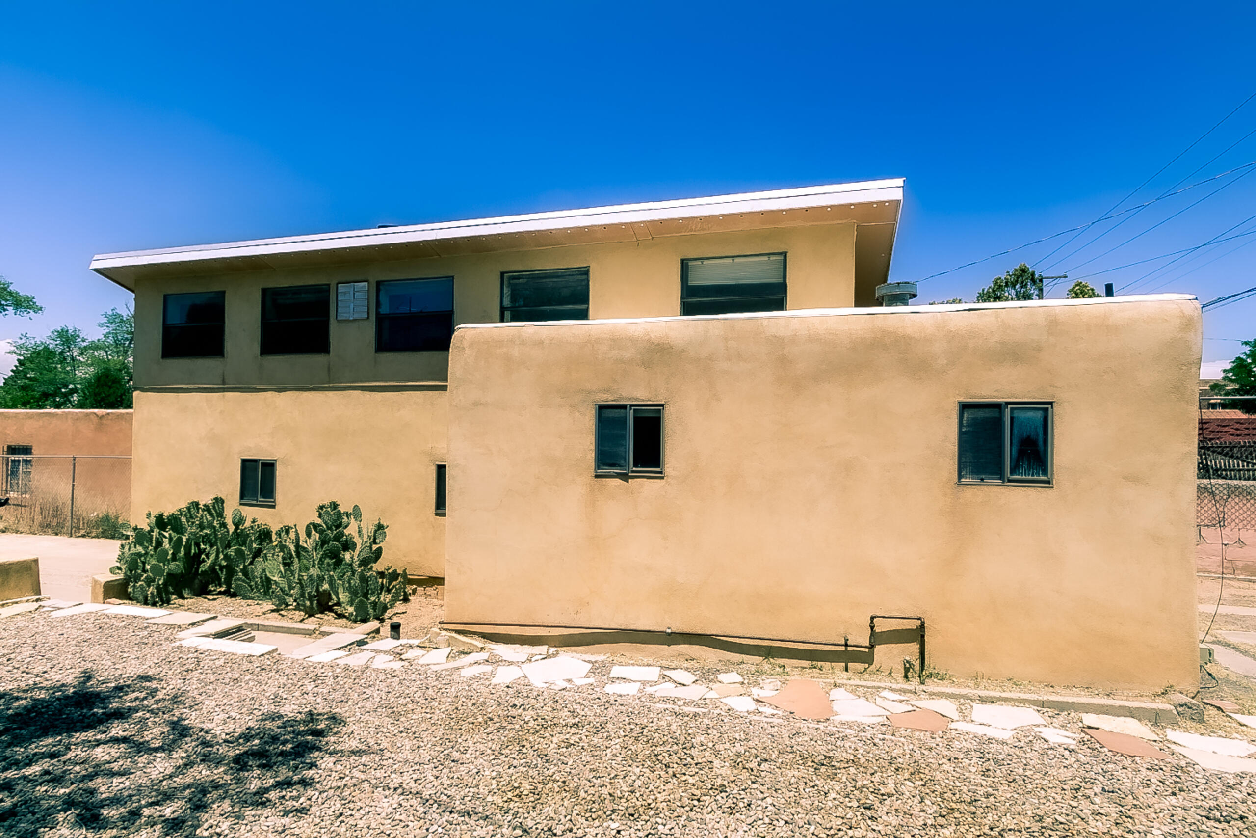 306 Tulane Drive SE