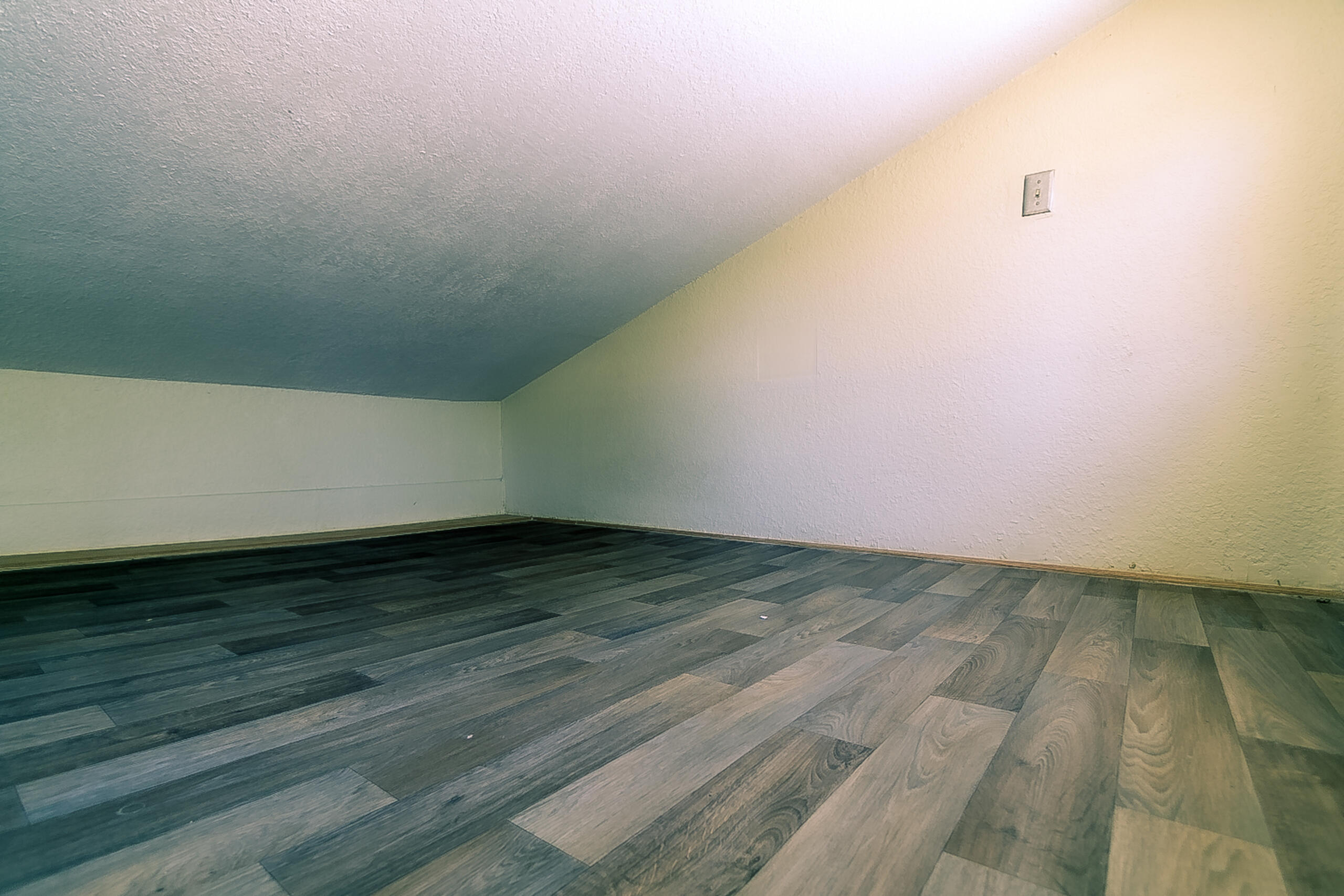 306 Tulane Drive SE