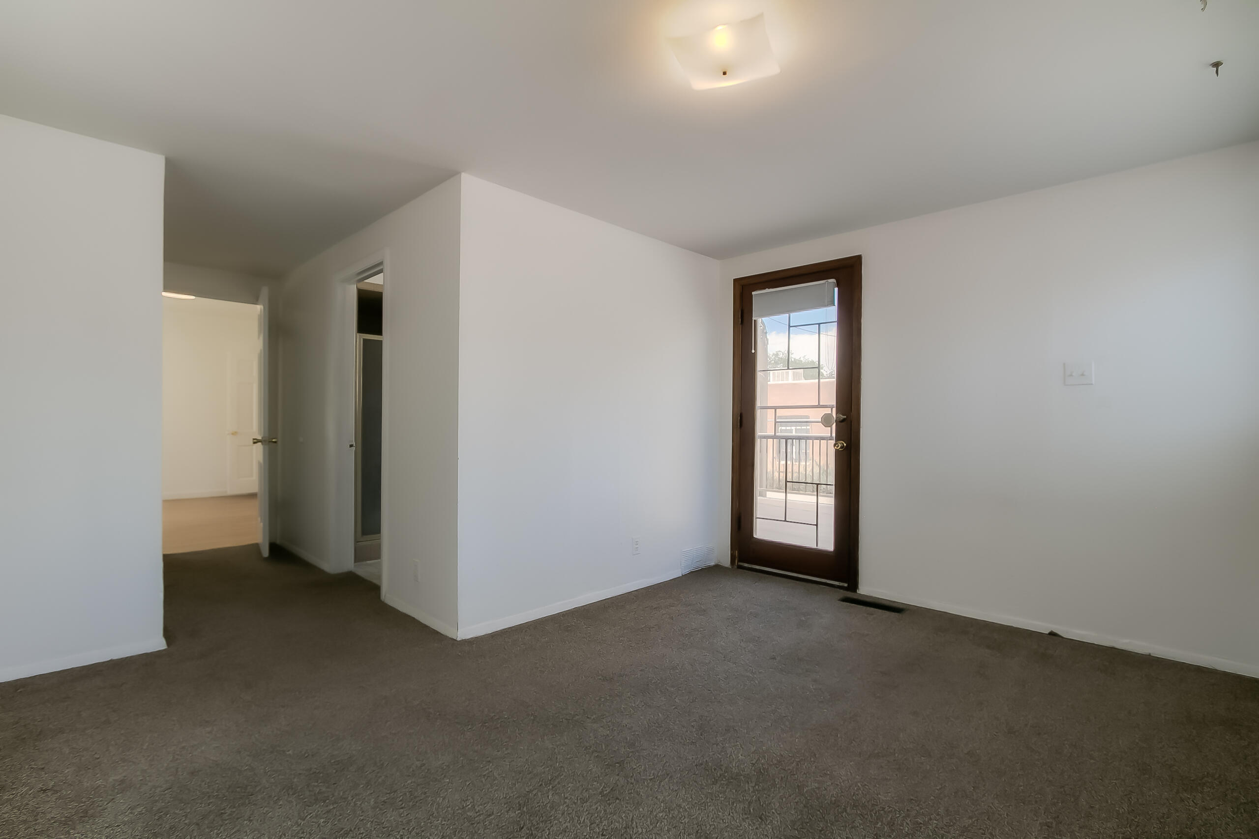 306 Tulane Drive SE