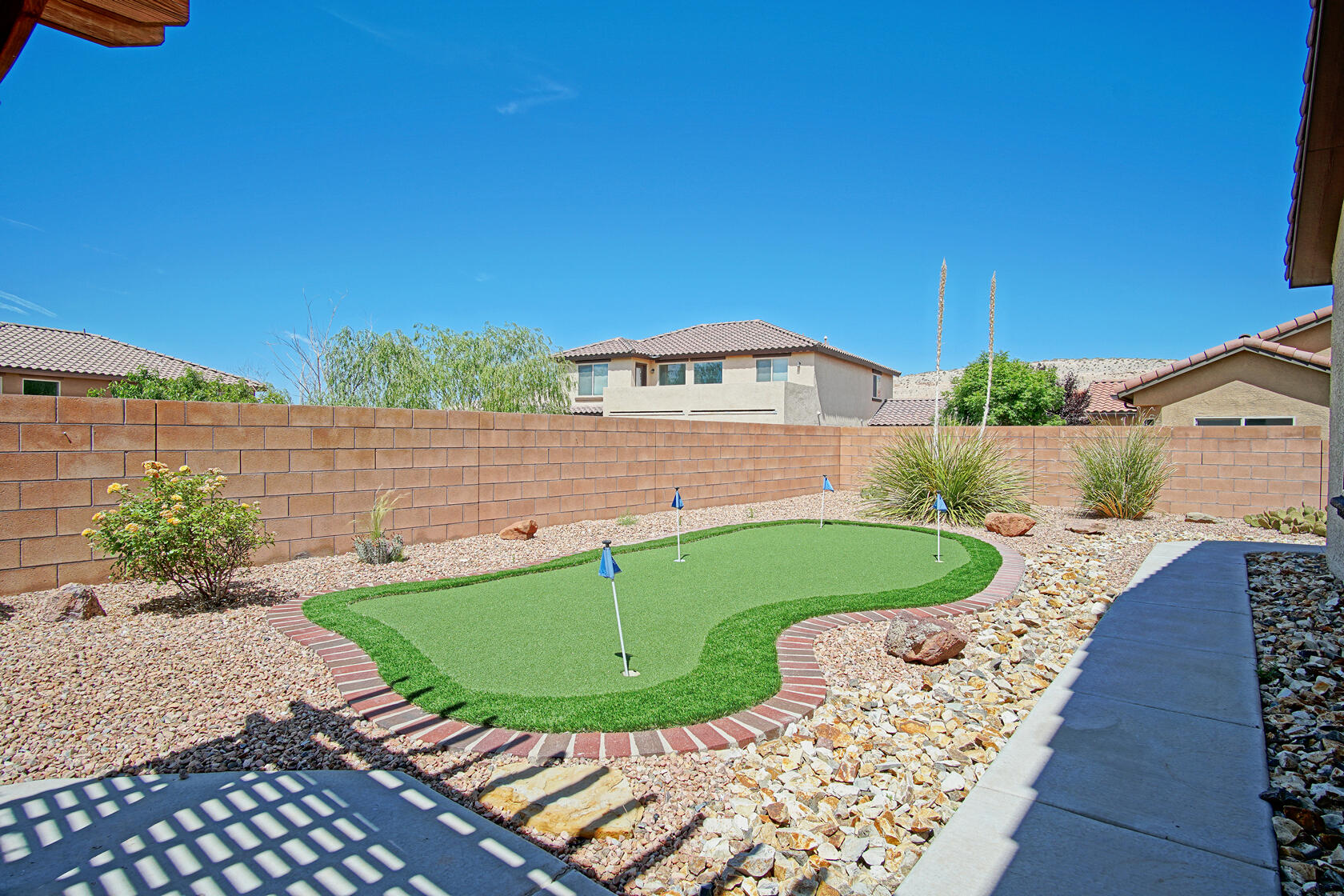 736 Palo Alto Drive NE