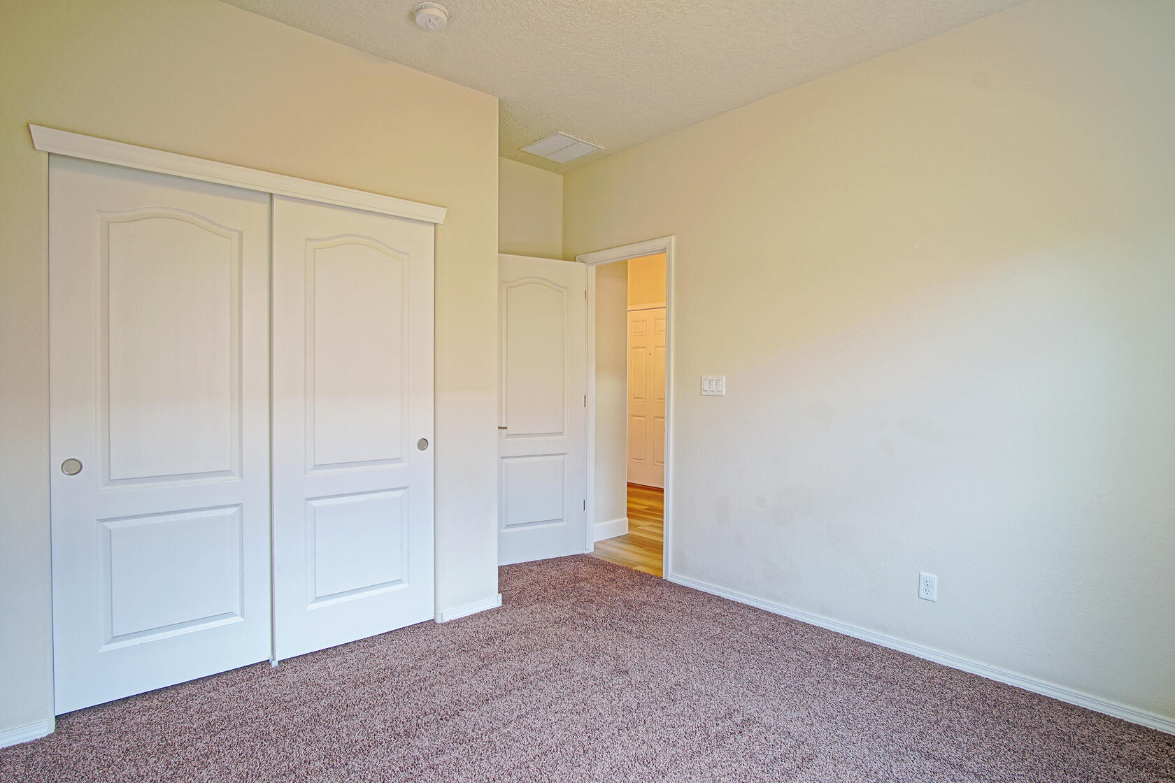 736 Palo Alto Drive NE