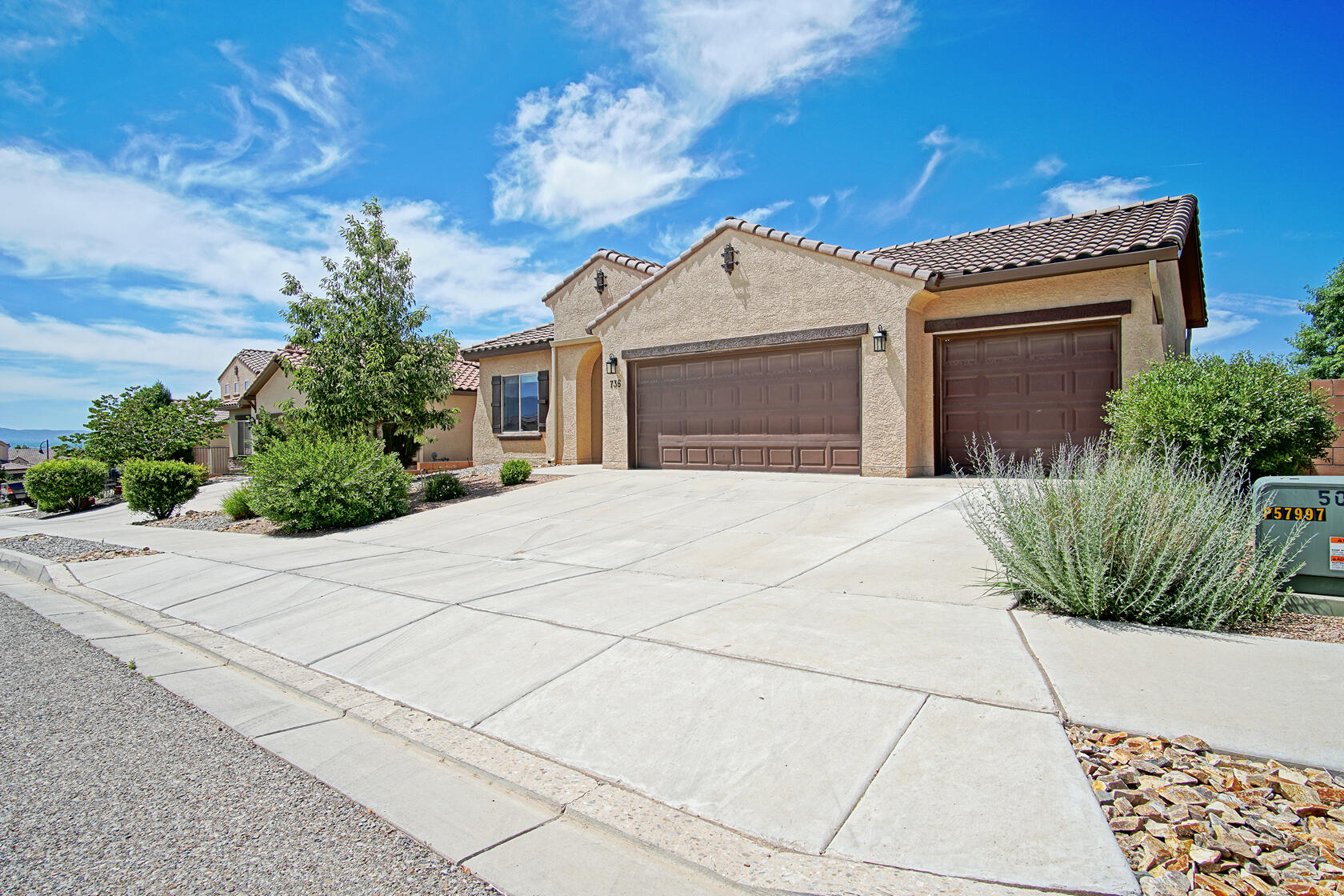 736 Palo Alto Drive NE