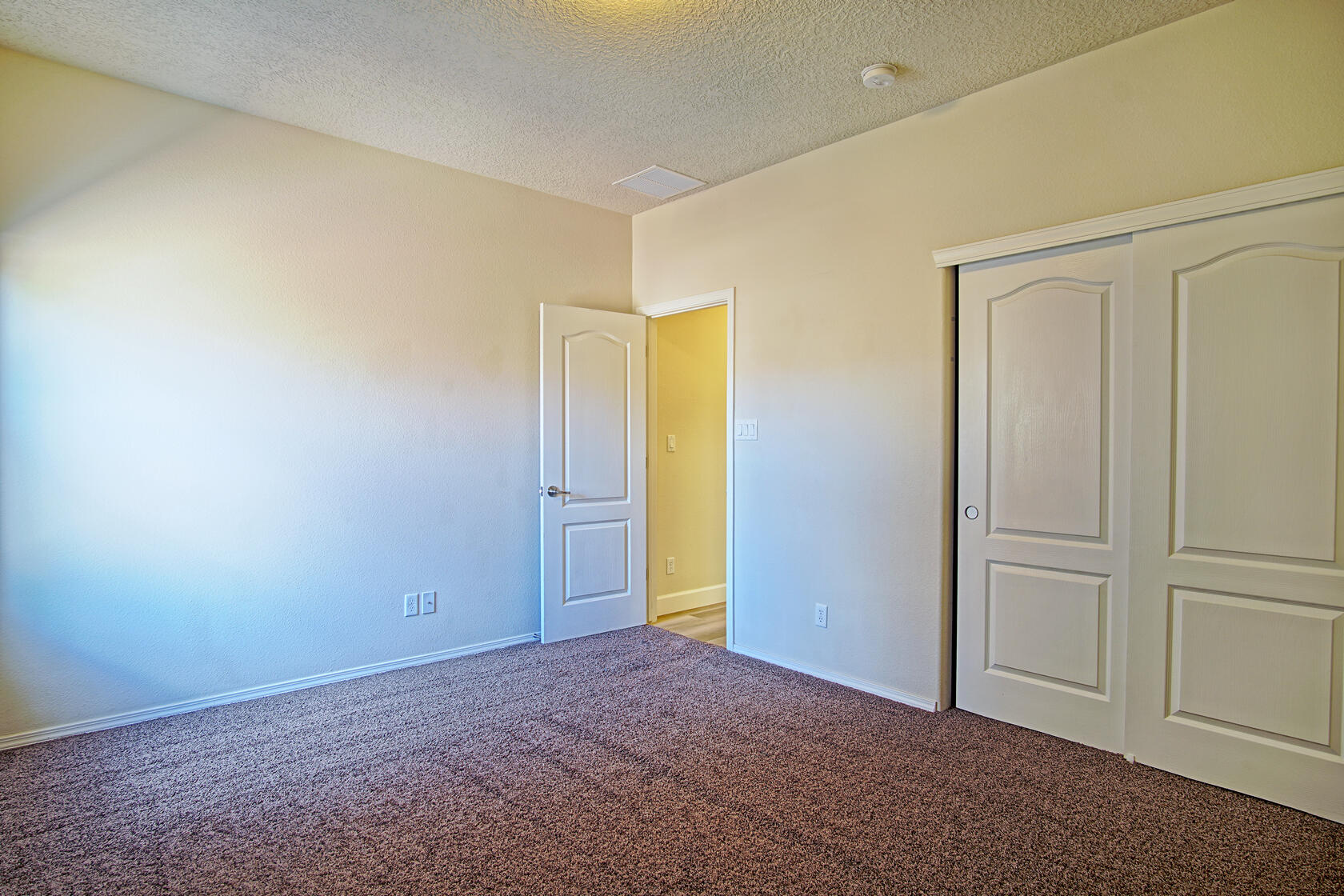 736 Palo Alto Drive NE