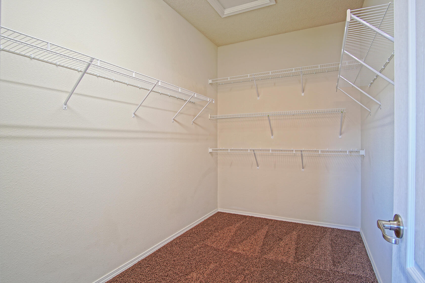 736 Palo Alto Drive NE