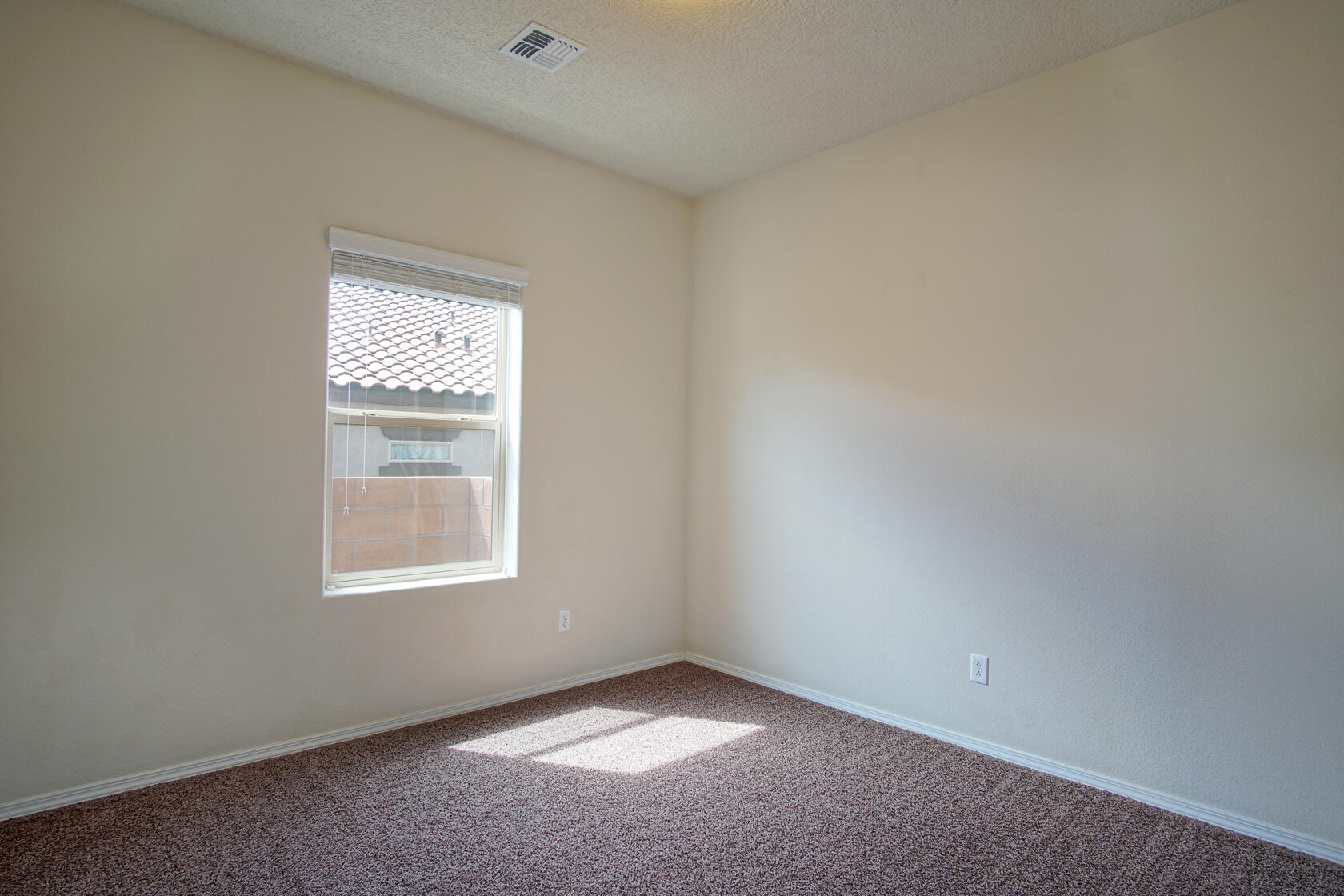 736 Palo Alto Drive NE