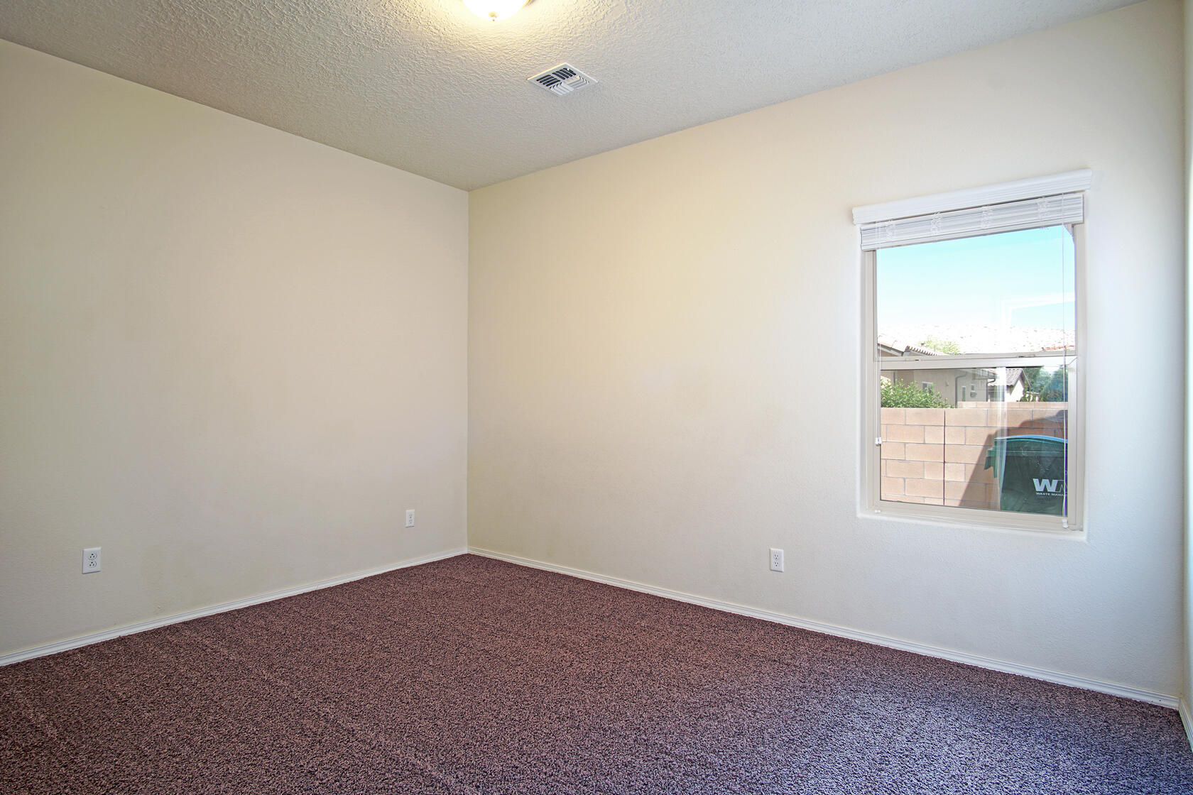 736 Palo Alto Drive NE