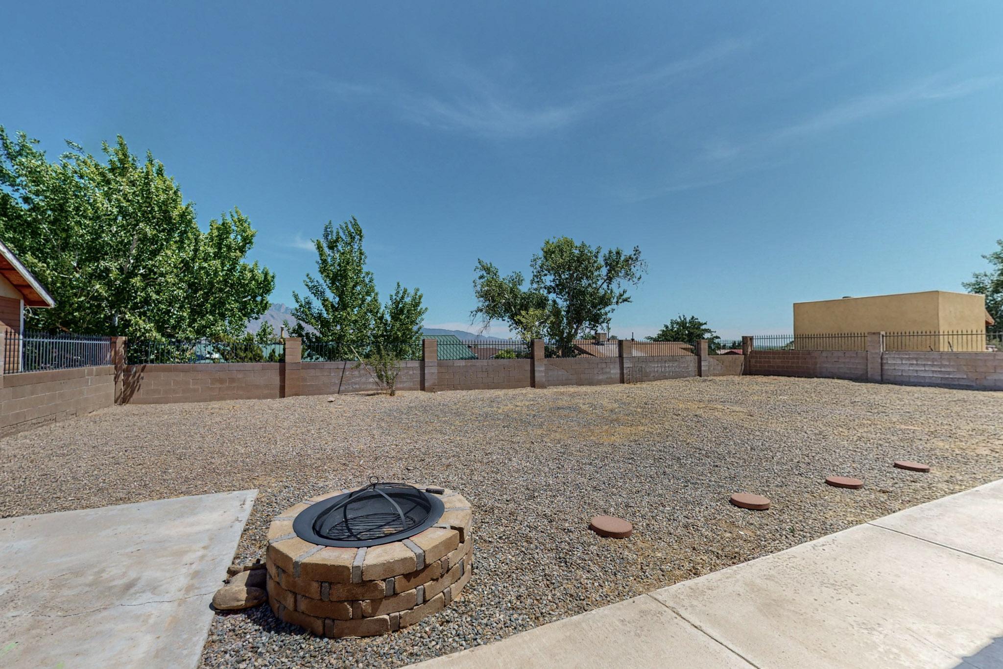 6649 Shenandoah River Court NE
