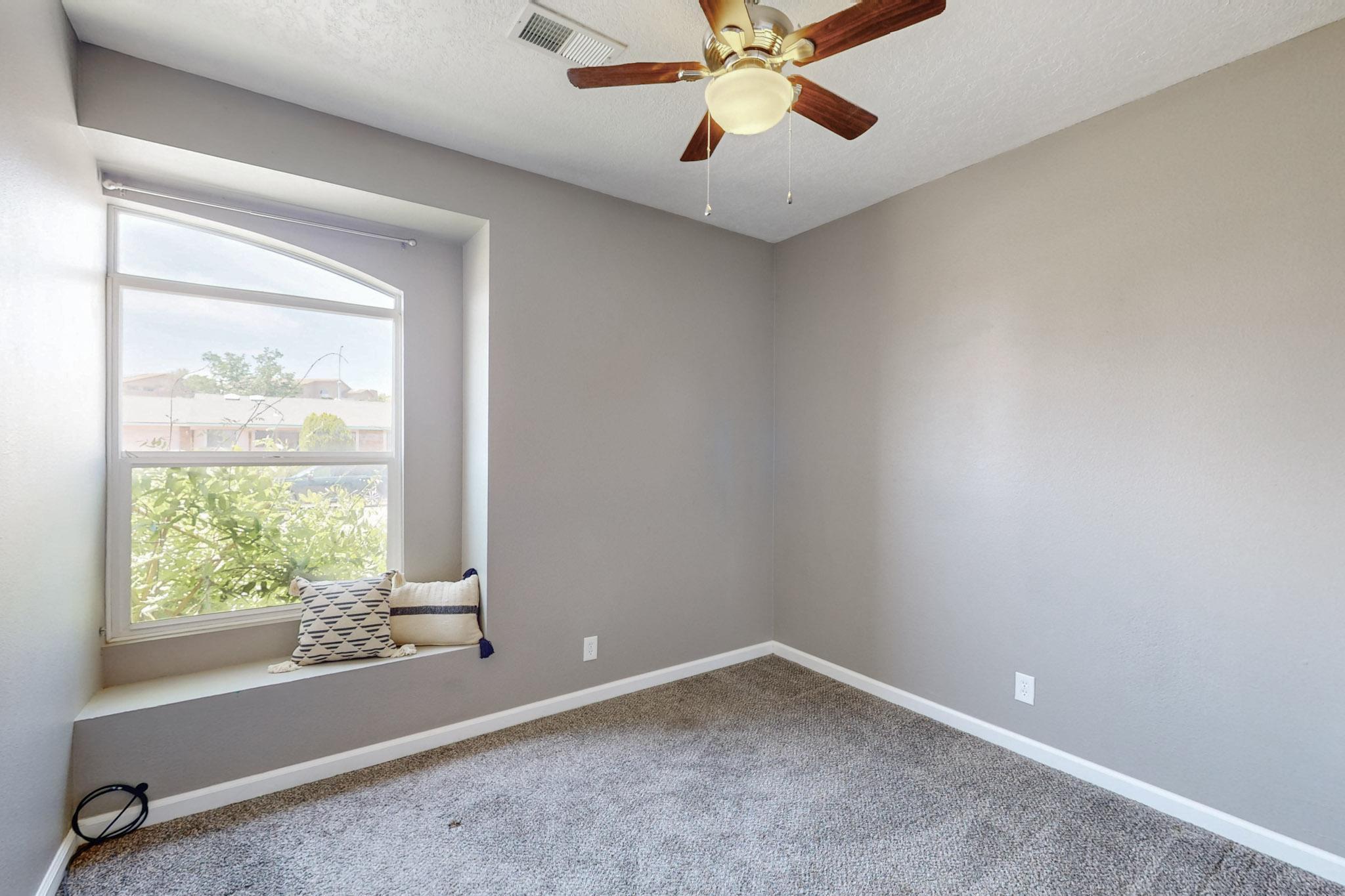 6649 Shenandoah River Court NE
