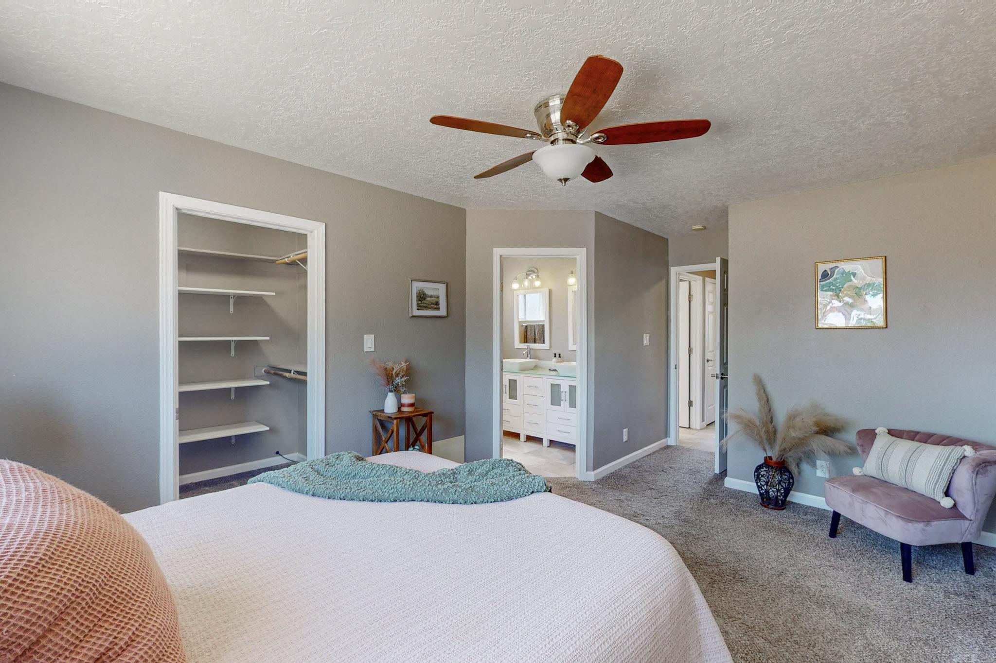 6649 Shenandoah River Court NE