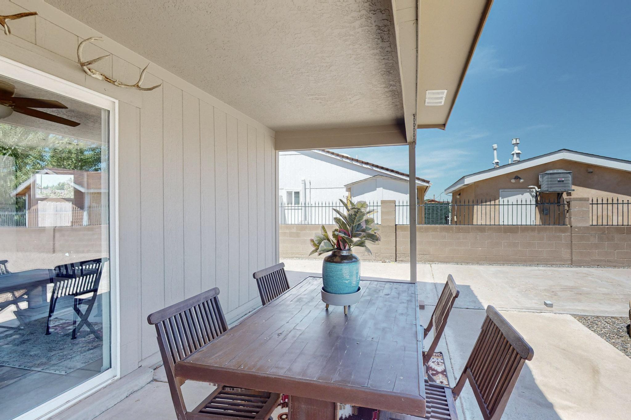 6649 Shenandoah River Court NE