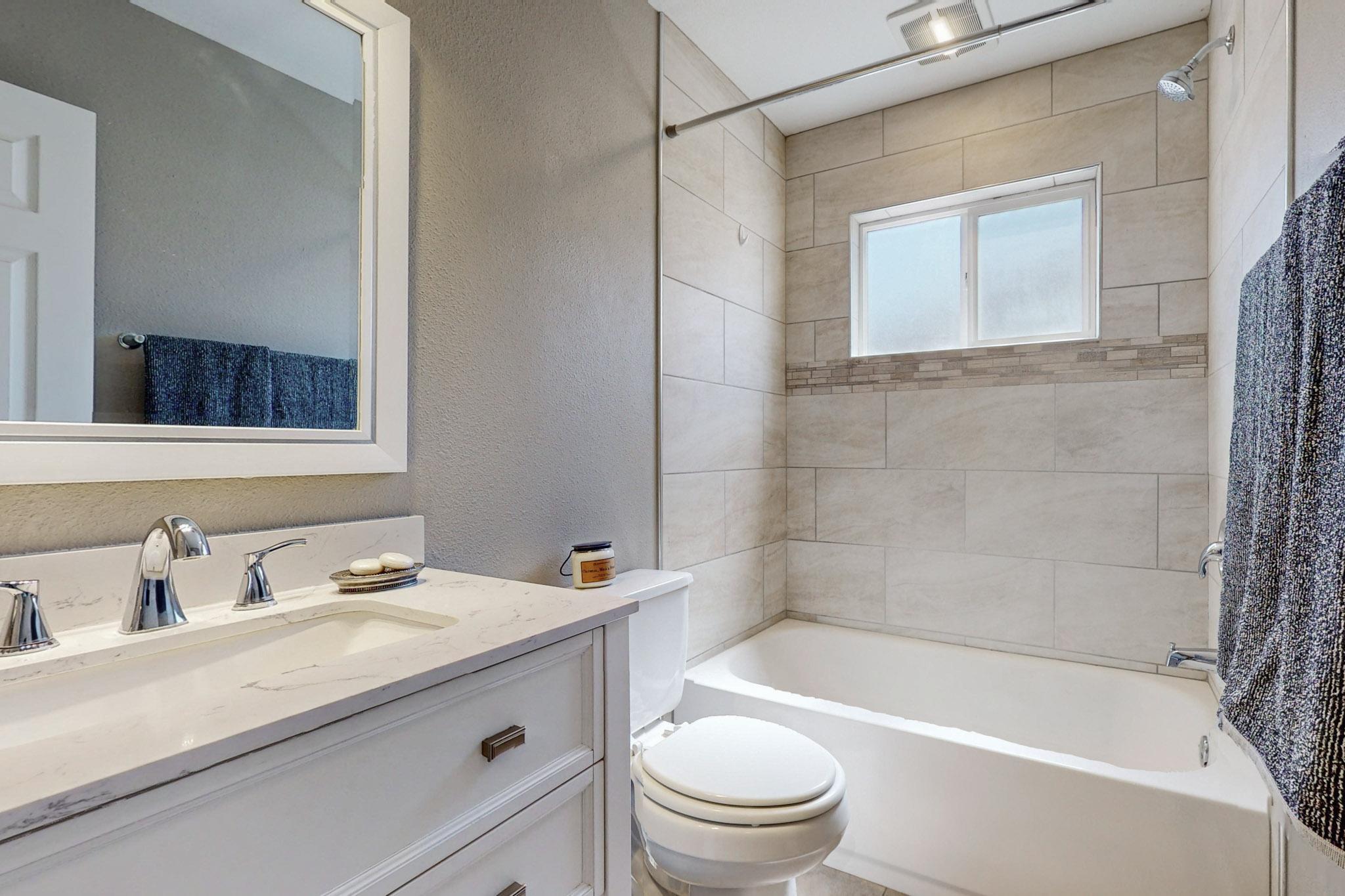 6649 Shenandoah River Court NE