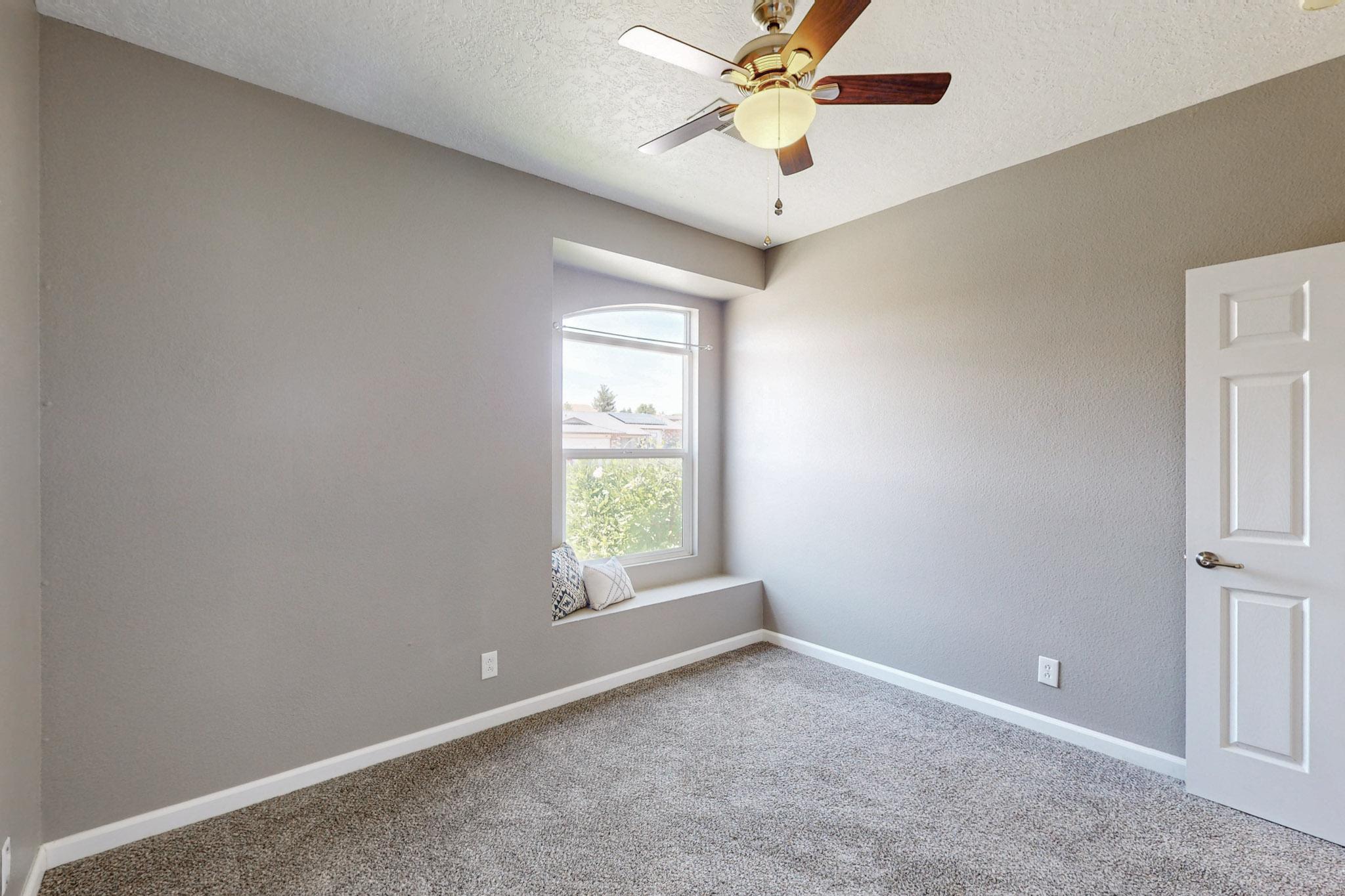 6649 Shenandoah River Court NE